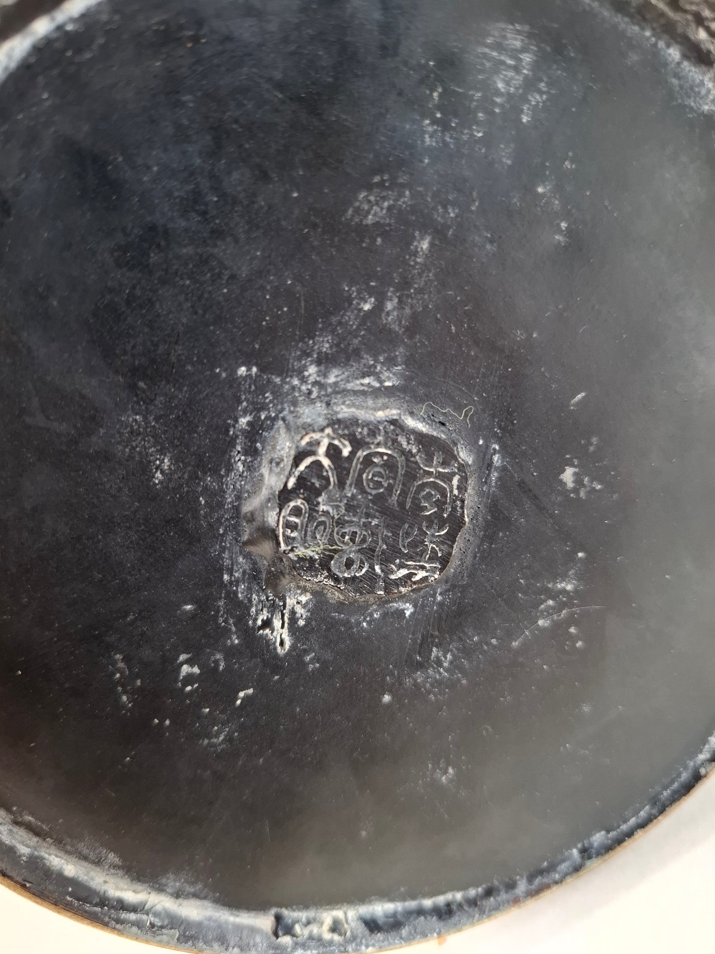 一对大型日本古董铜掐丝珐琅花瓶,饰以仙人场景 // 明治时期 - 19世纪