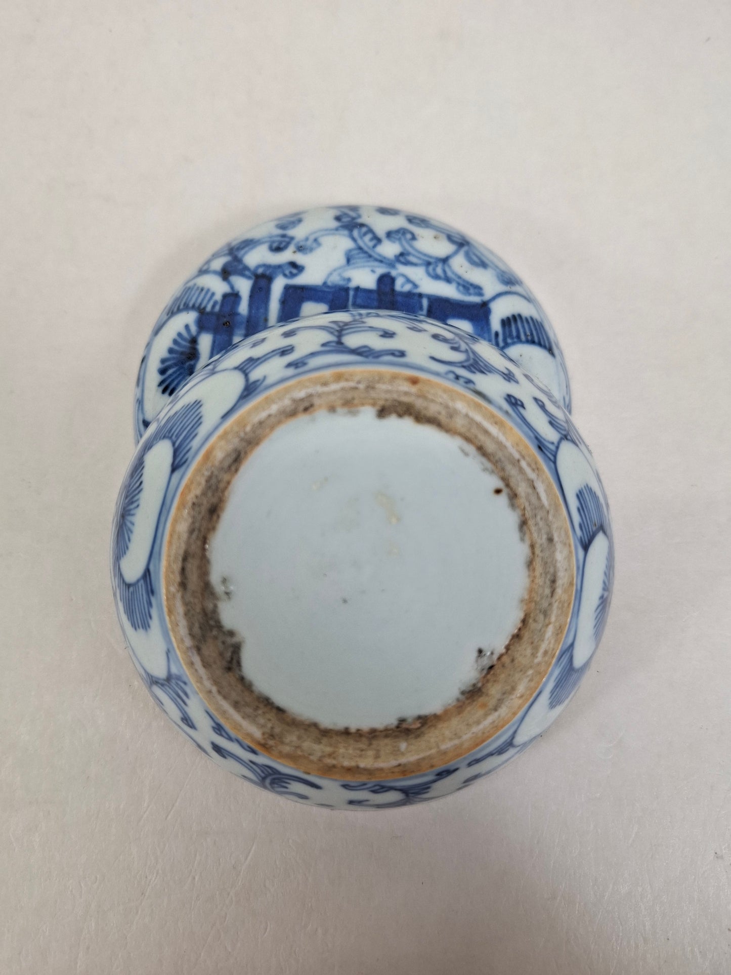 A set of antique Chinese double happiness box and jar // Qing Dynasty - 19th century