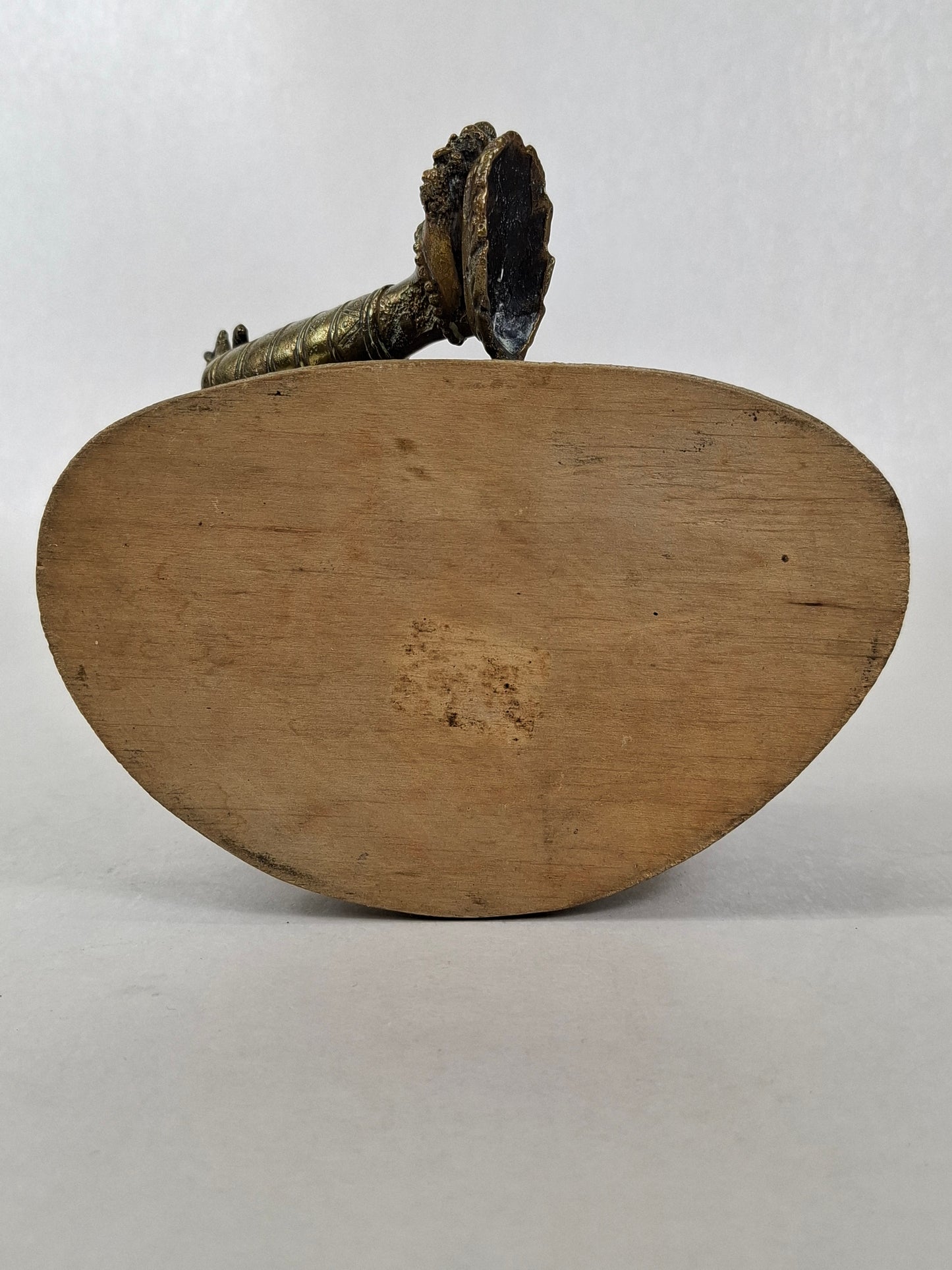 Estátua chinesa grande da deusa Tara // Latão - Meados do século 20