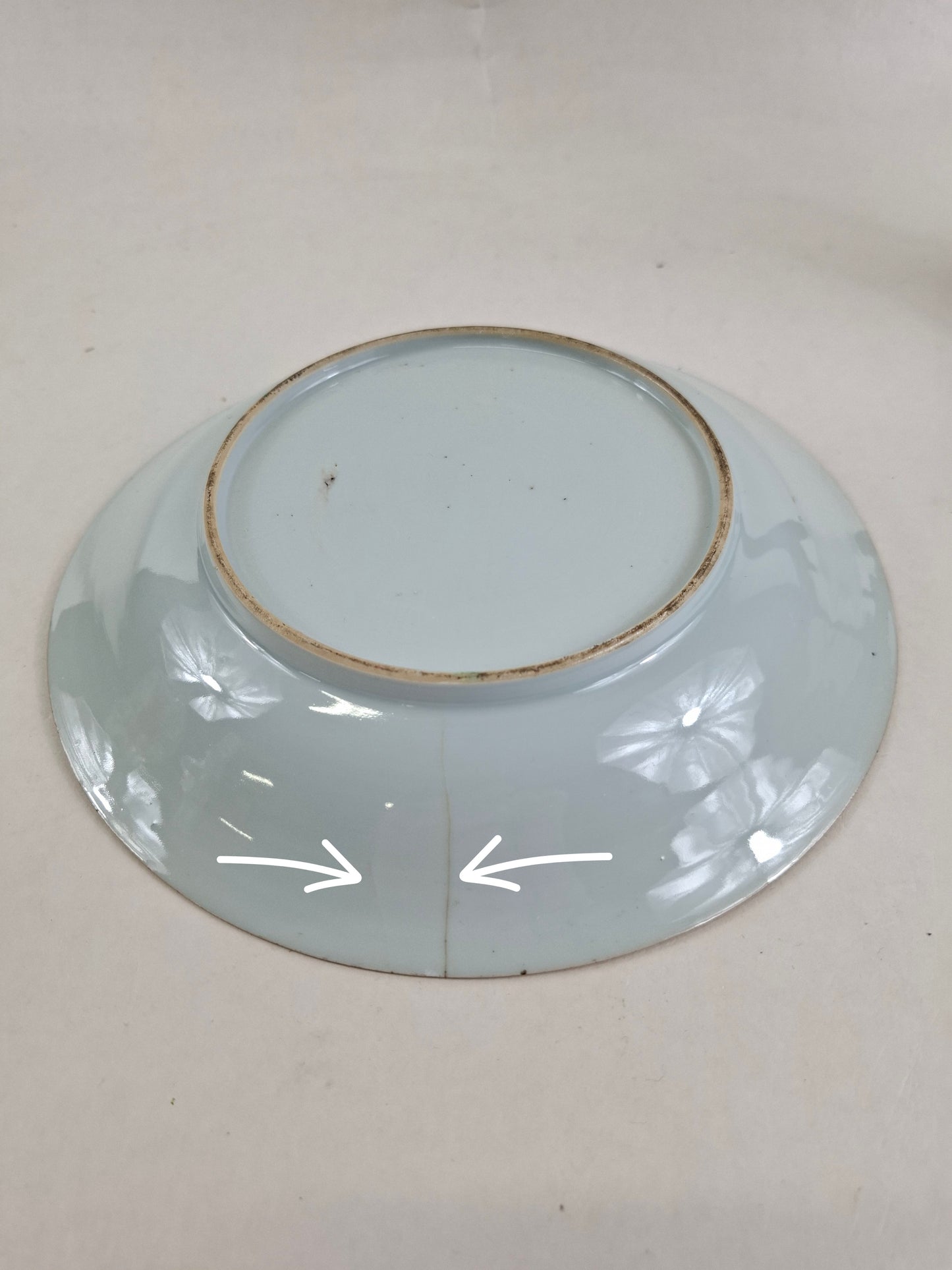 Antique Chinese famille verte plate decorated with bird and flowers // Qing Dynasty - Kangxi - 18th century