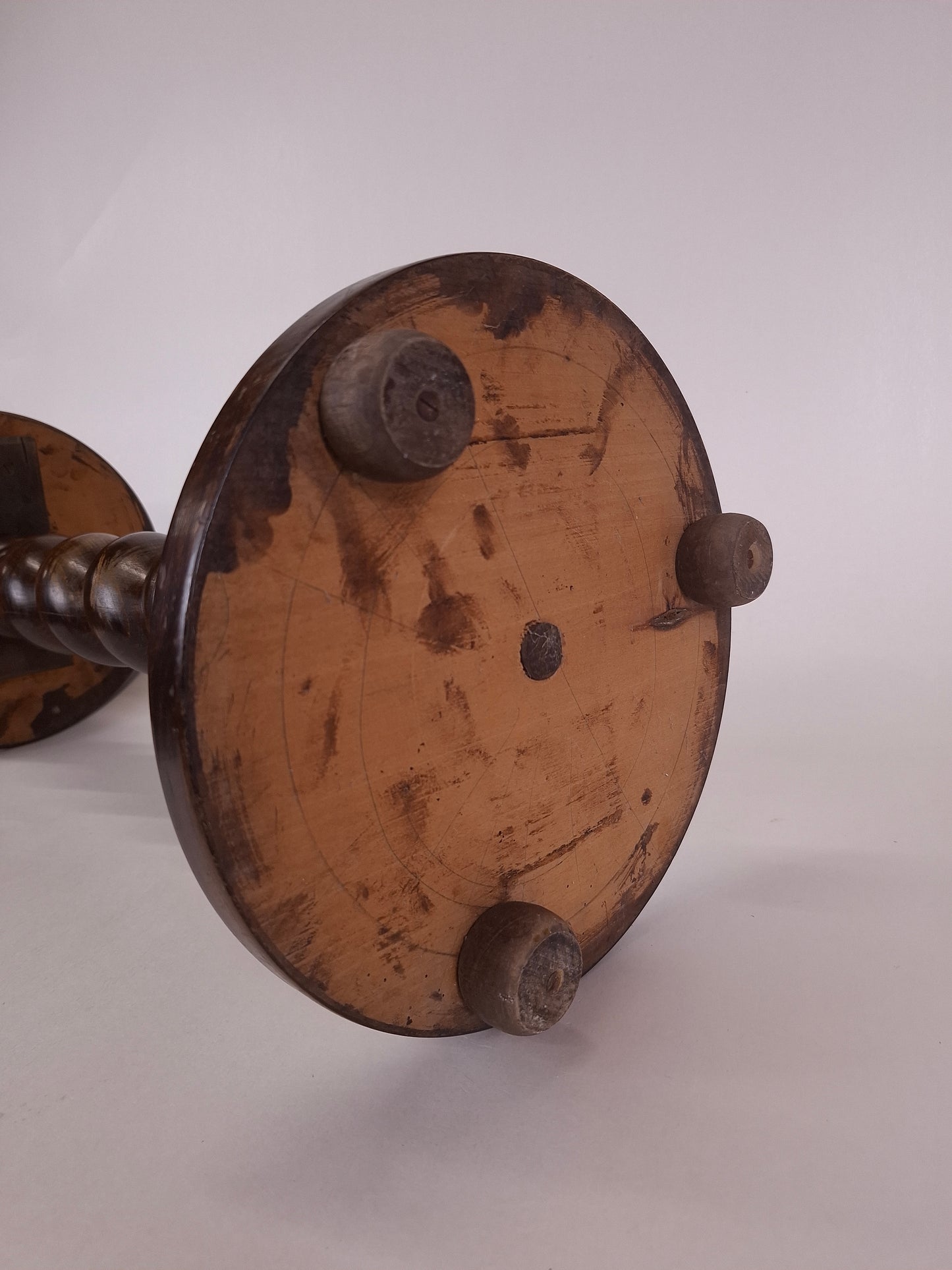 Vintage wooden barley twist plant stand // Belgium - Mid 20th century