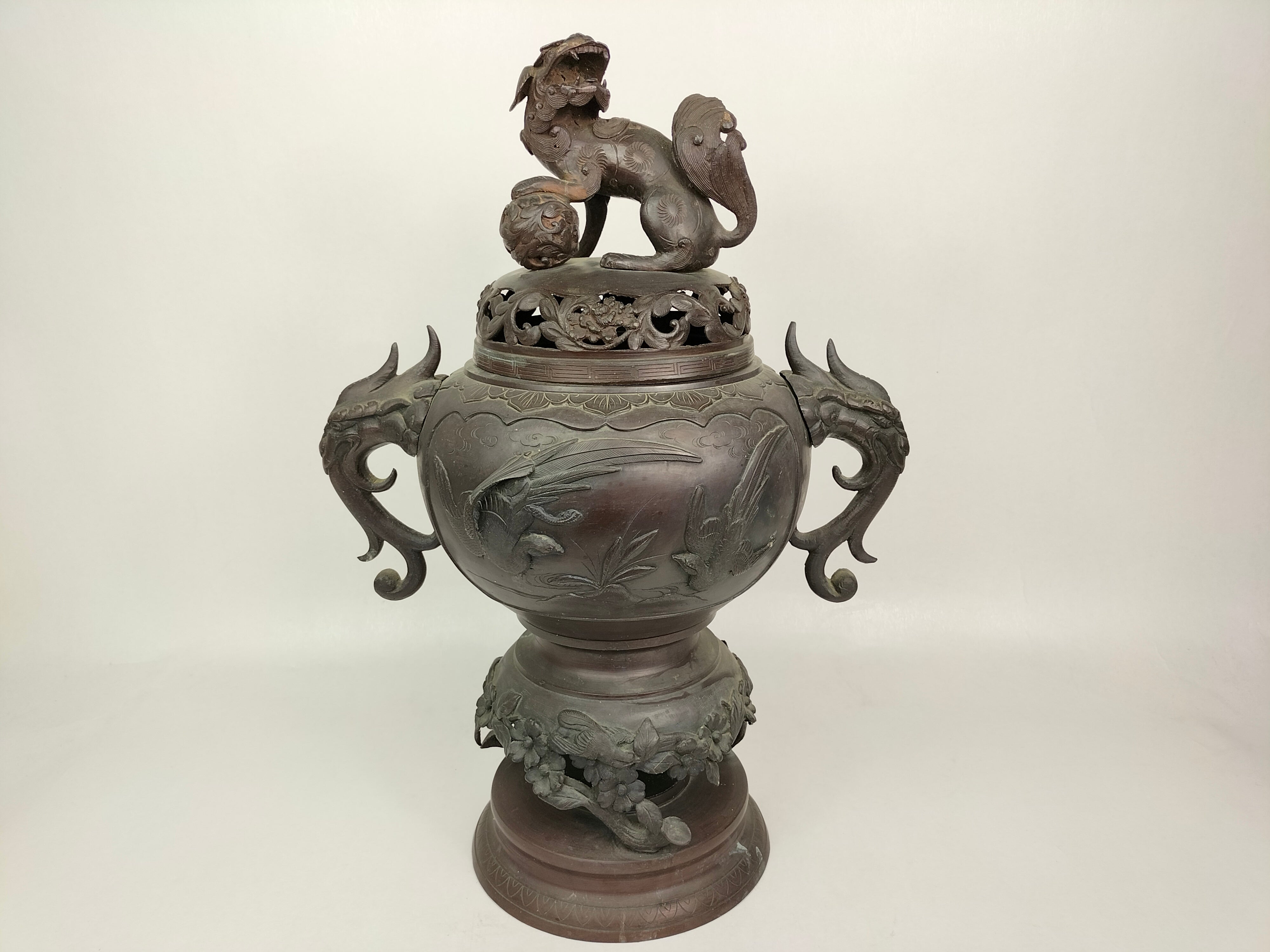 大型古董日本青铜香炉，饰有鸟类和福狗//明治时期 - 19 世纪