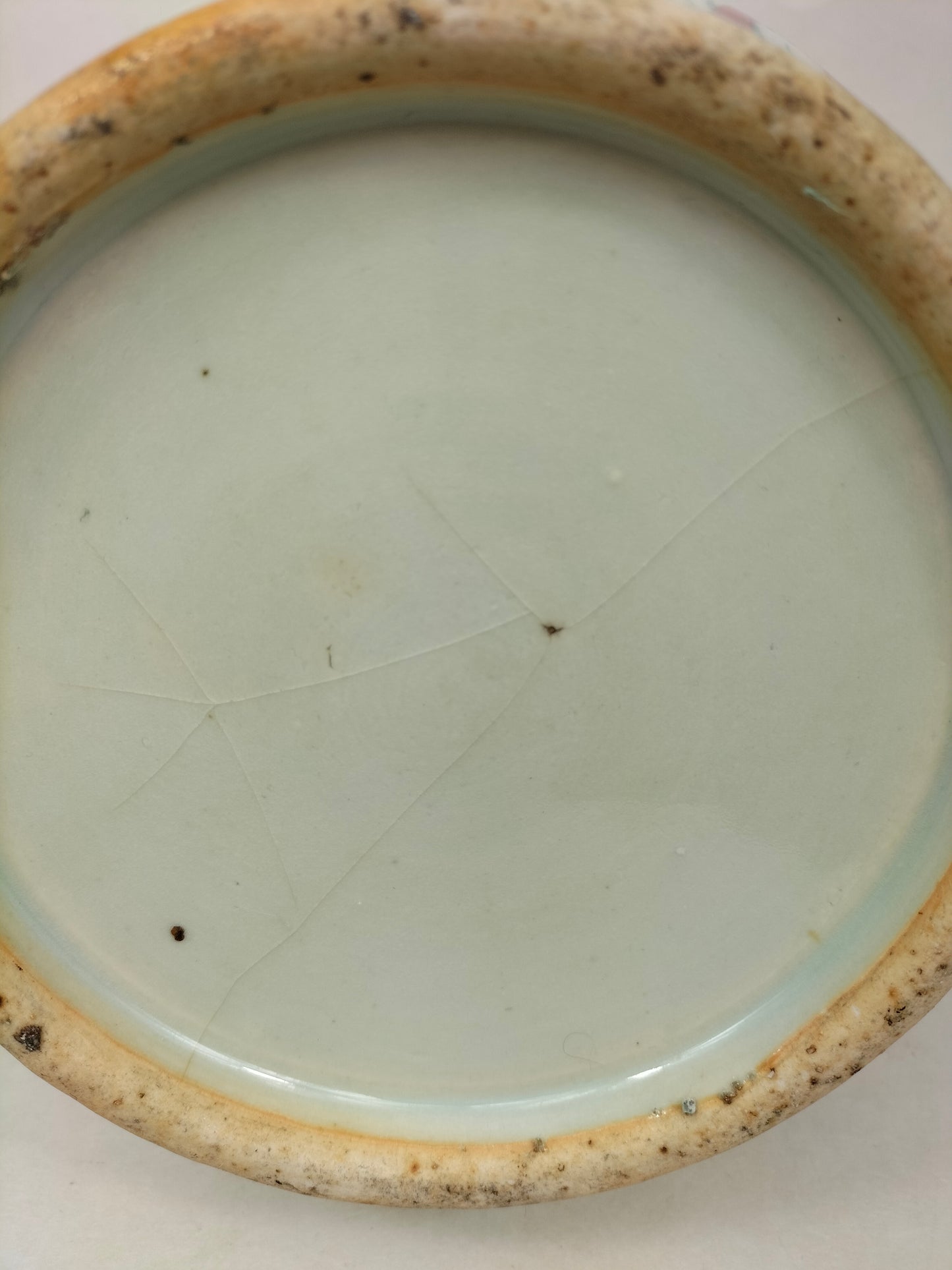 Chiếc bình cổ Trung Quốc được trang trí hoa mẫu đơn và một con nai // Thời kỳ Cộng hòa (1912-1949)