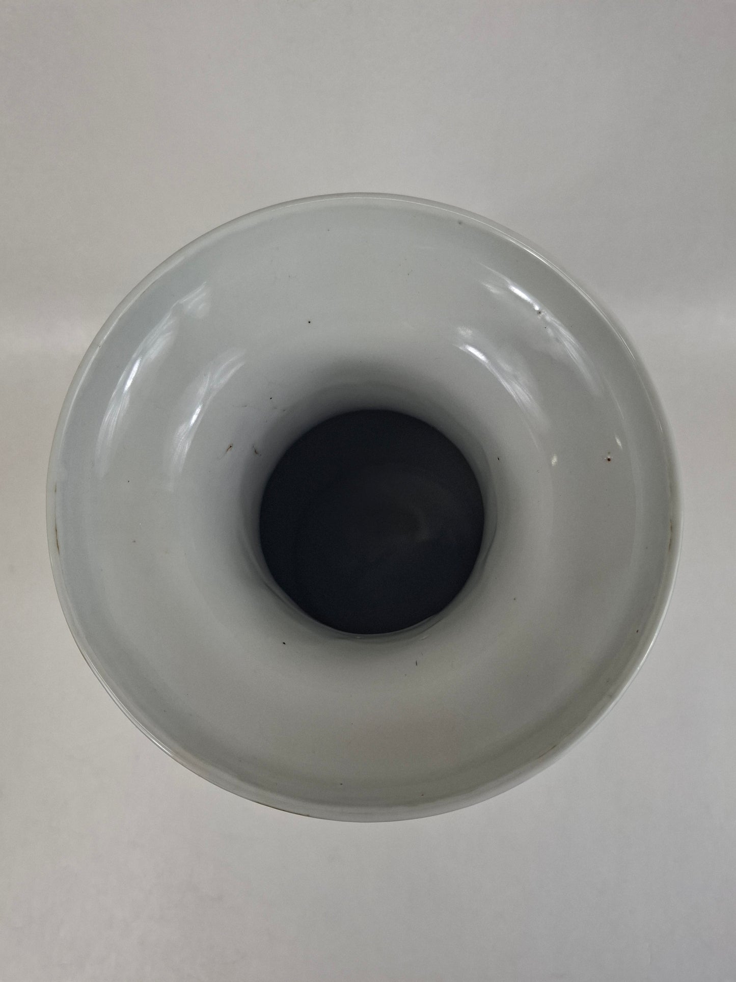 Vase chinois famille rose à décor de fleurs // XXe siècle