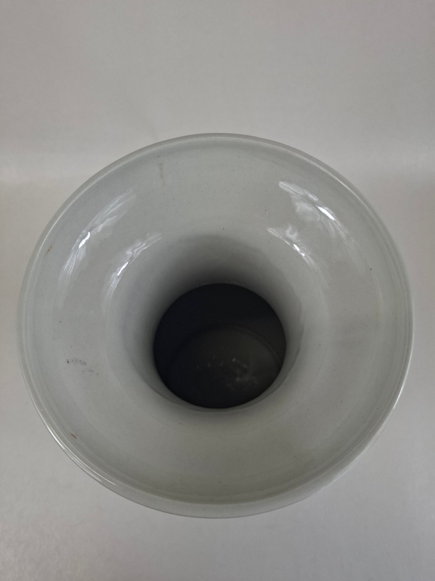 中国粉彩花卉纹花瓶//20世纪