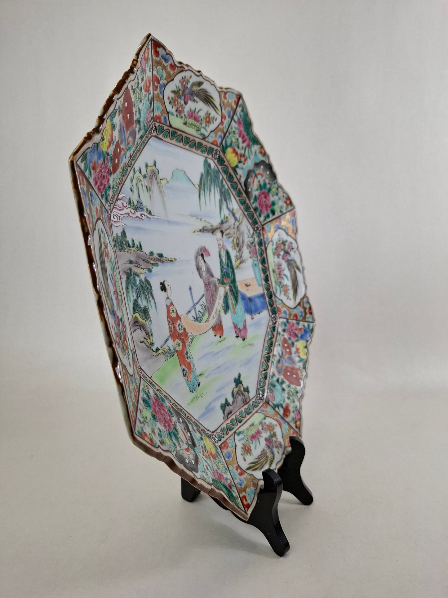 大型特大号日本古董盘，饰有贤者图案 // 明治时期 - 19世纪