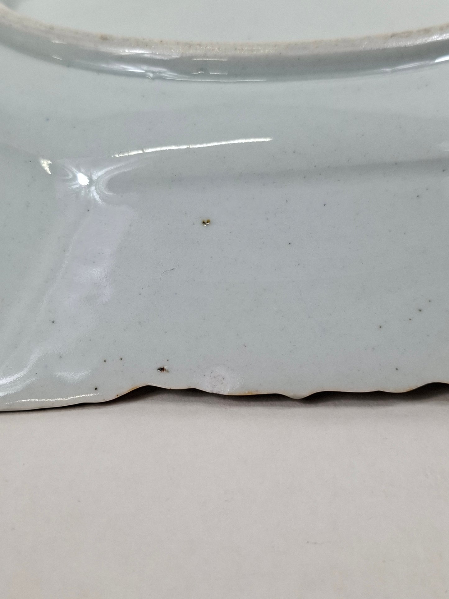 大型特大号日本古董盘，饰有贤者图案 // 明治时期 - 19世纪