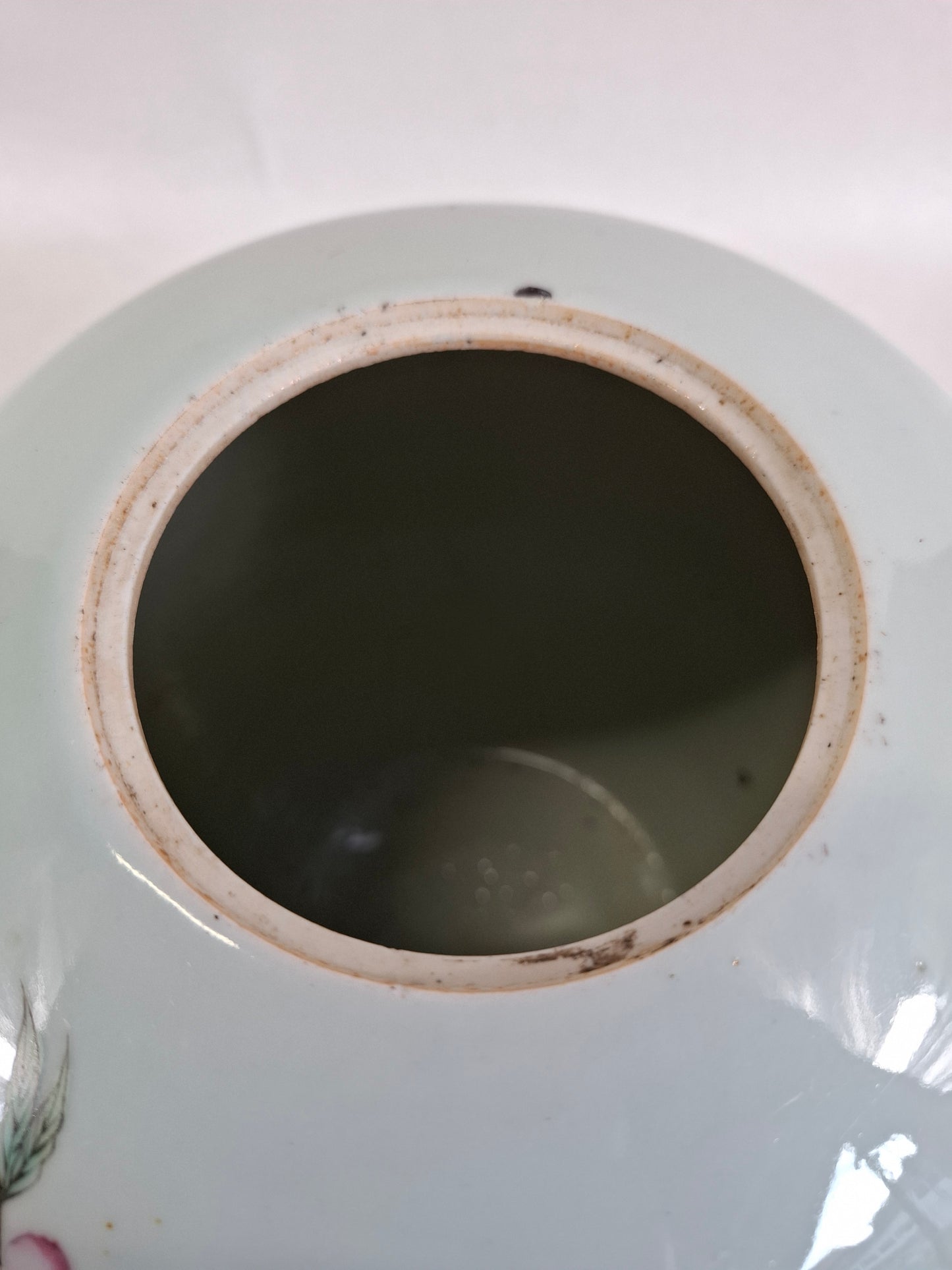 装饰园林景观的古董中国姜罐 // 民国时期（1912-1949）