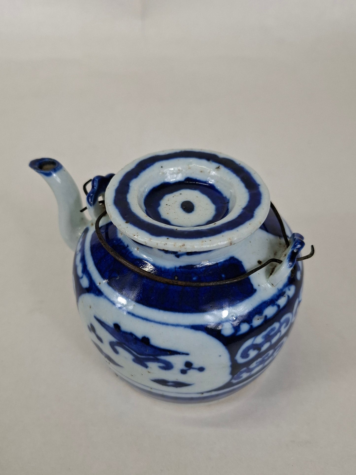 中国古董长寿茶壶 // 青花瓷 - 清代 - 19世纪