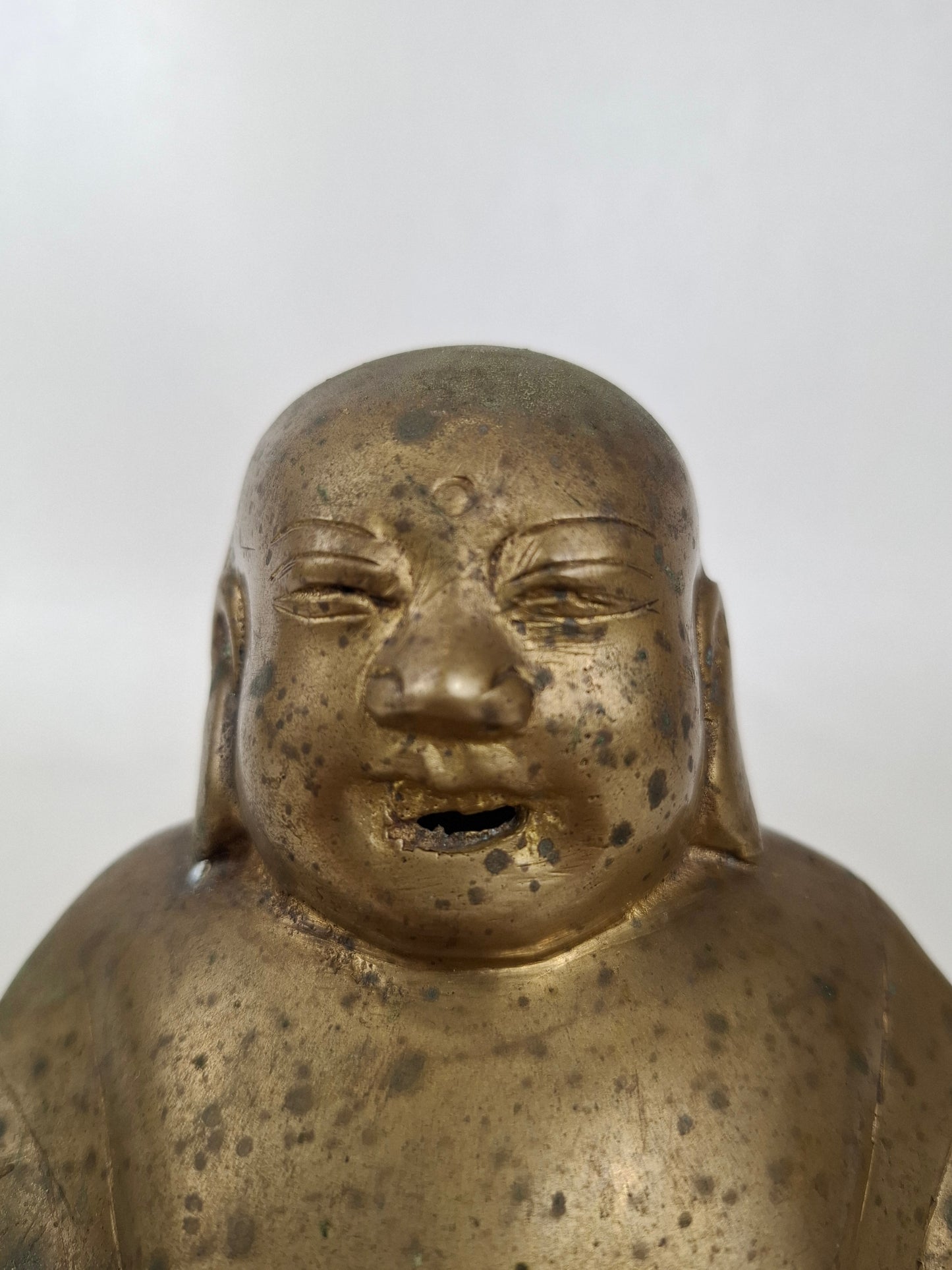 Vintage Chinese bronze gilded sitting buddha // Mid 20th century