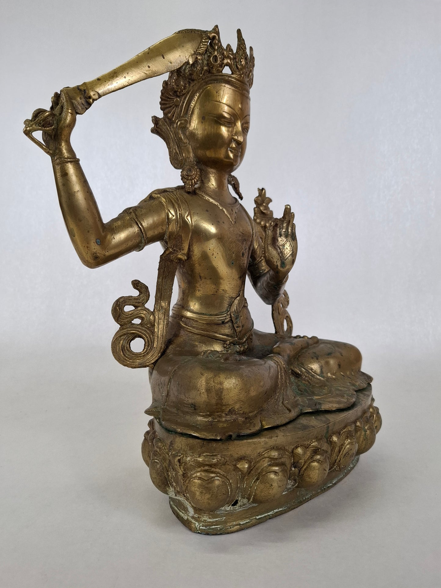 Grande statue de Manjushri Bodhisattva du Népal, milieu du XXe siècle // Statue bouddhiste