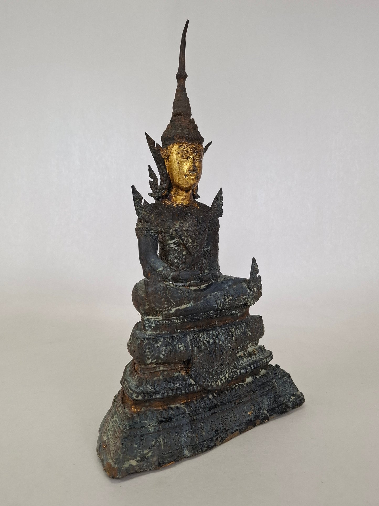 Bronze gilded Thai Rattanakosin buddha // Mid 20th century