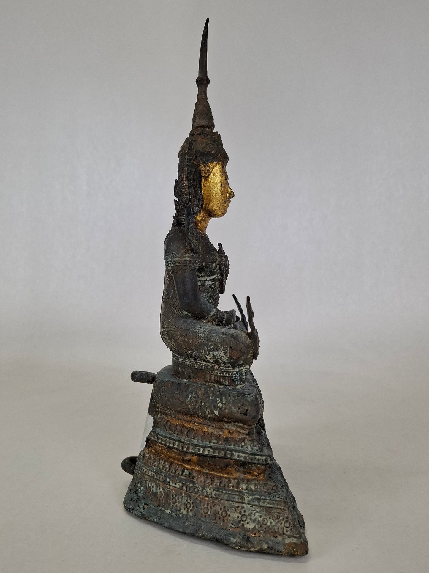 Bronze gilded Thai Rattanakosin buddha // Mid 20th century