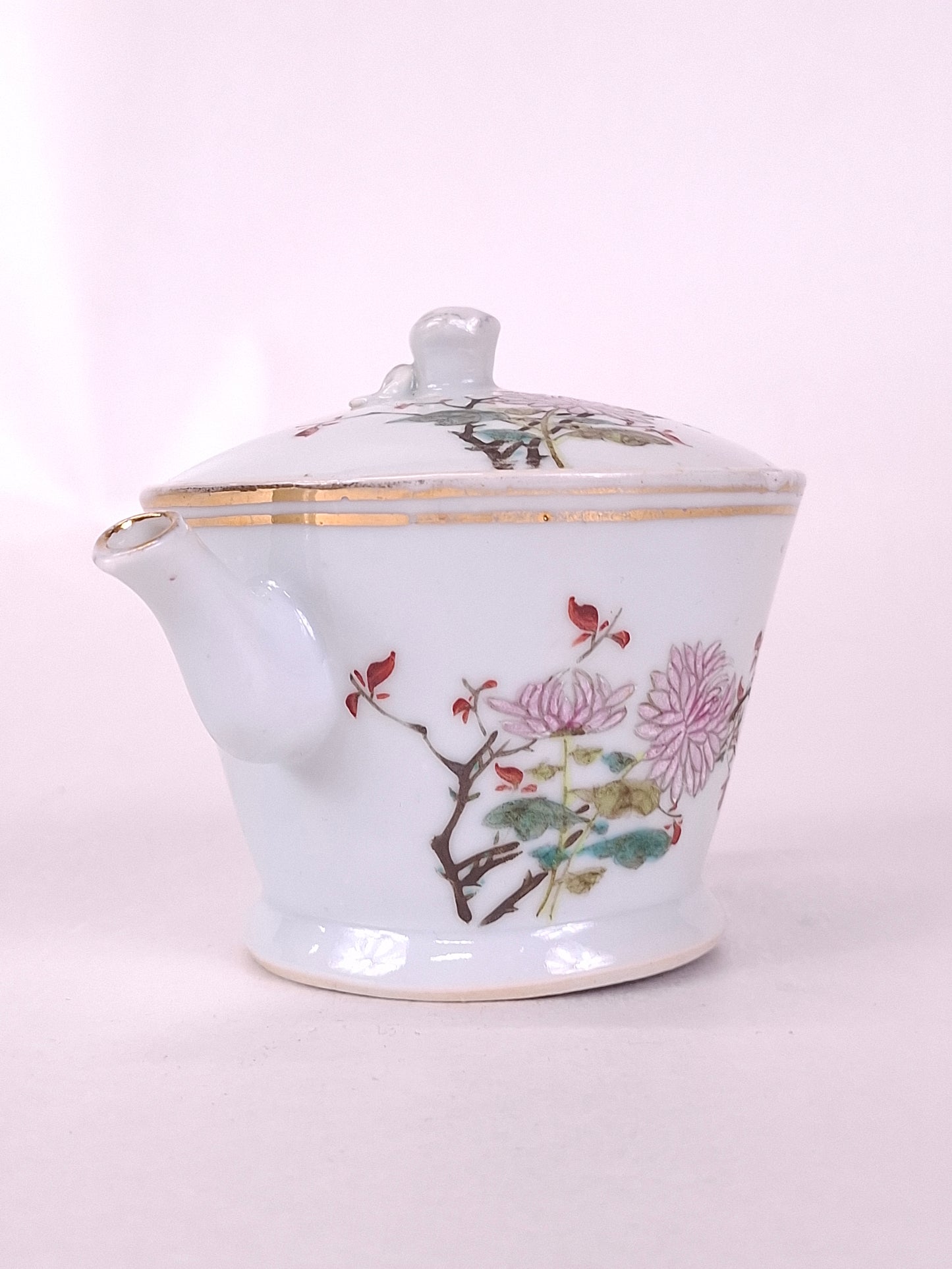 民国时期（1912-1949）中国古董浅绛彩花鸟纹奶壶