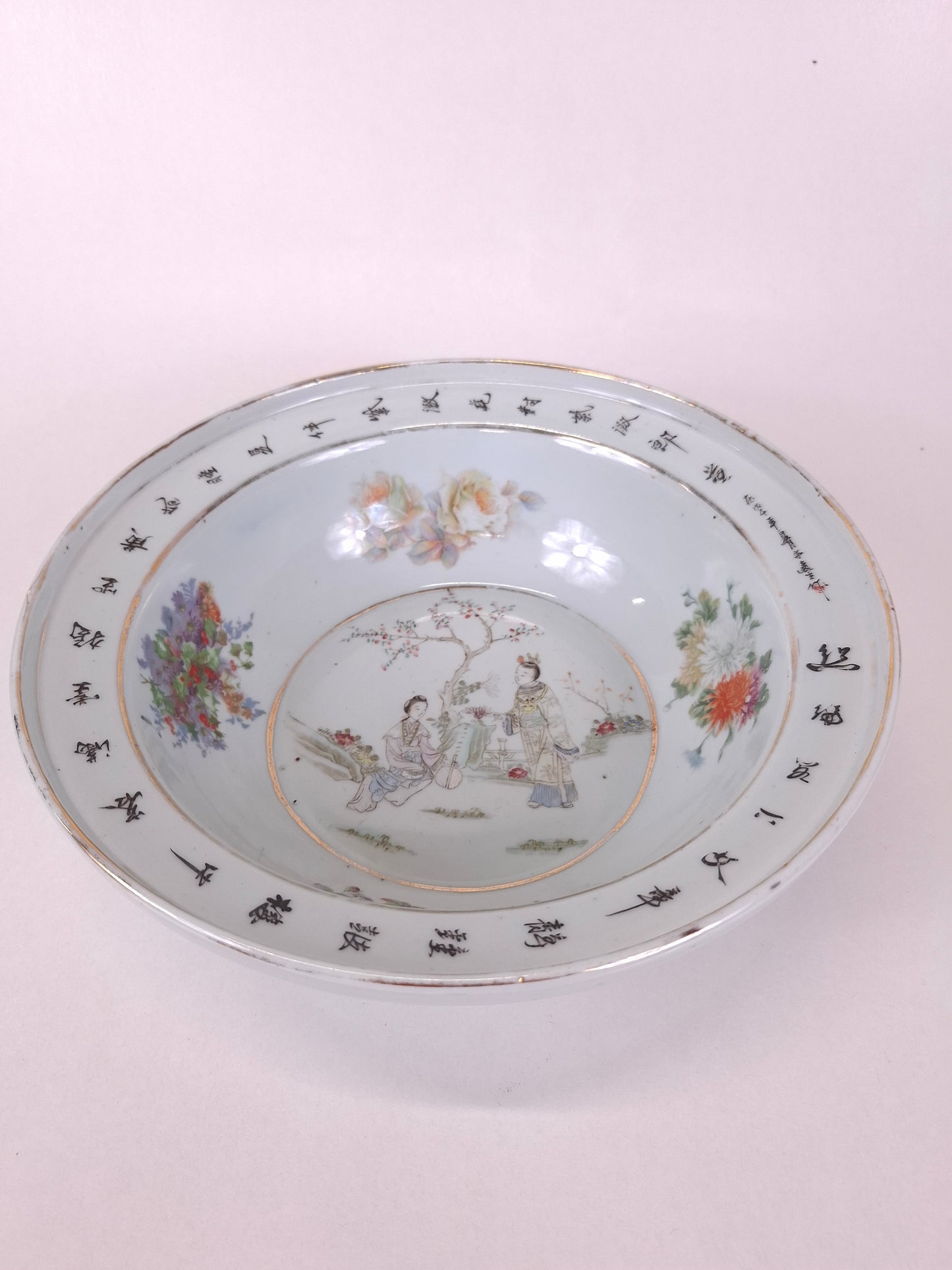 大型中国古董盆，饰花园景致 // 民国时期（1912-1949）