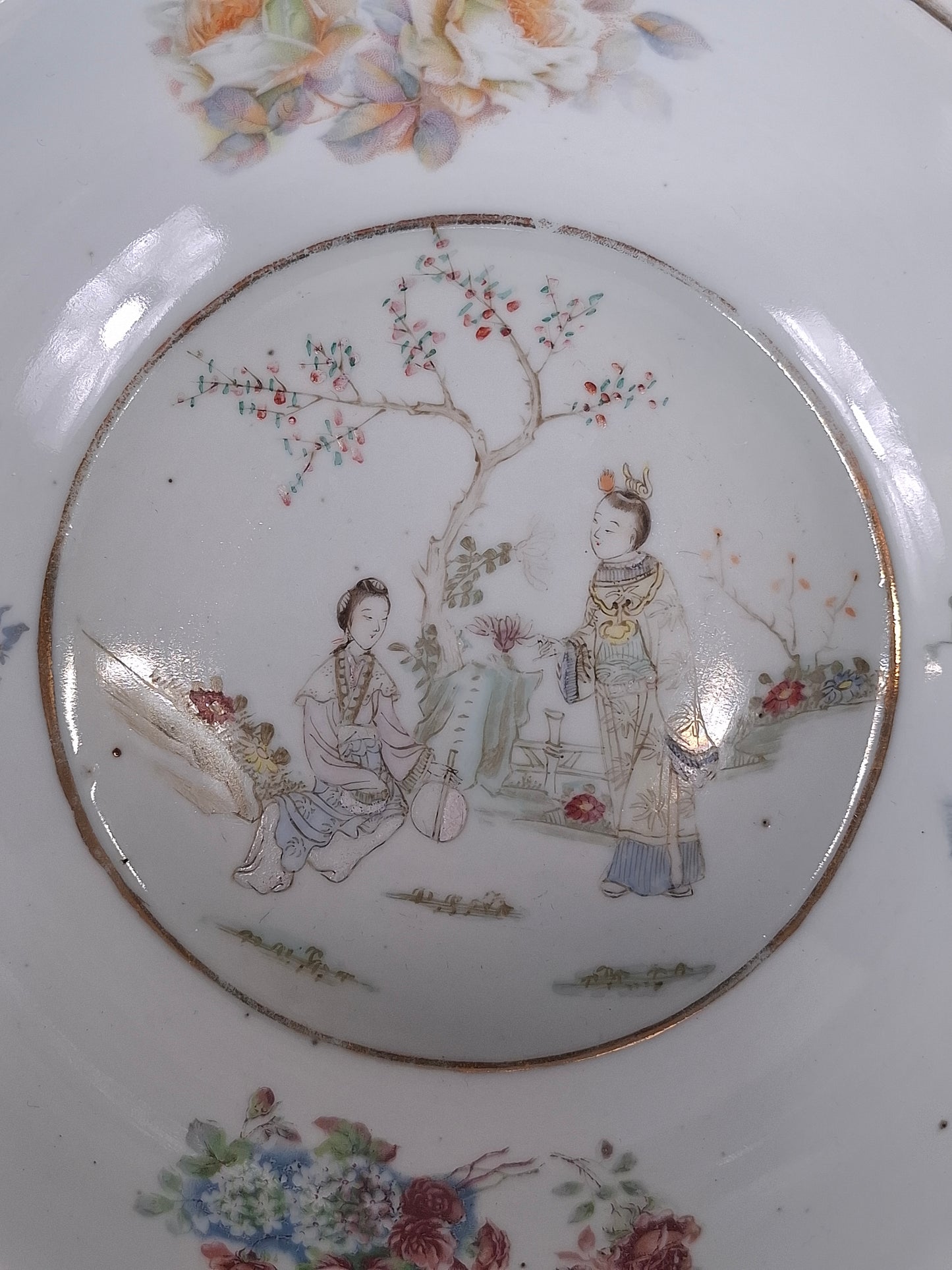 大型中国古董盆，饰花园景致 // 民国时期（1912-1949）
