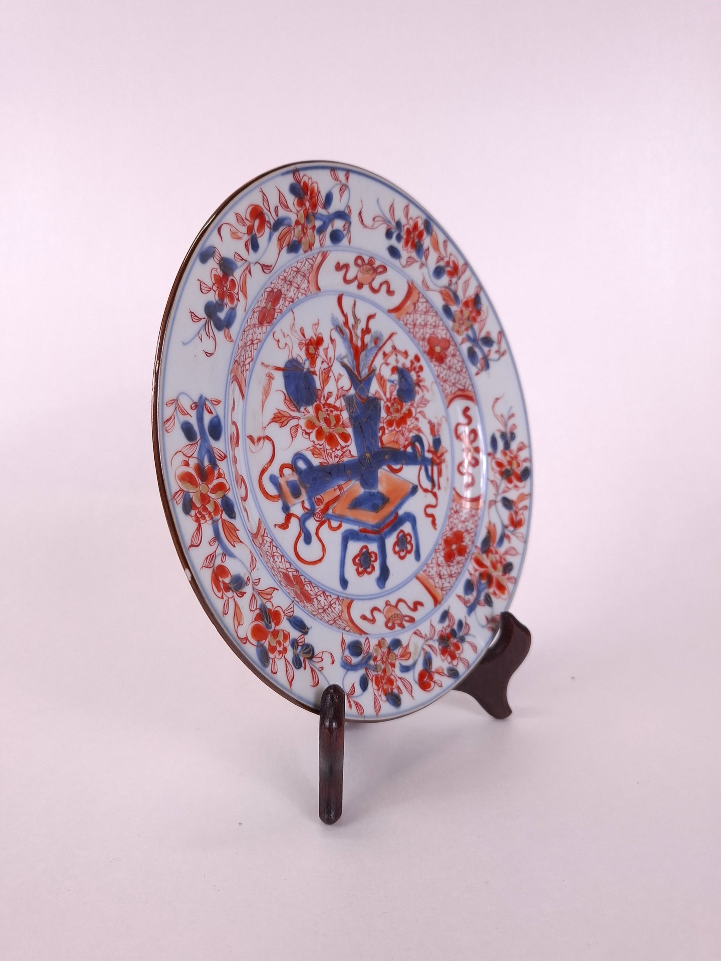 Prato antigo chinês imari decorado com motivos florais // Dinastia Qing - período Kangxi - século XVIII