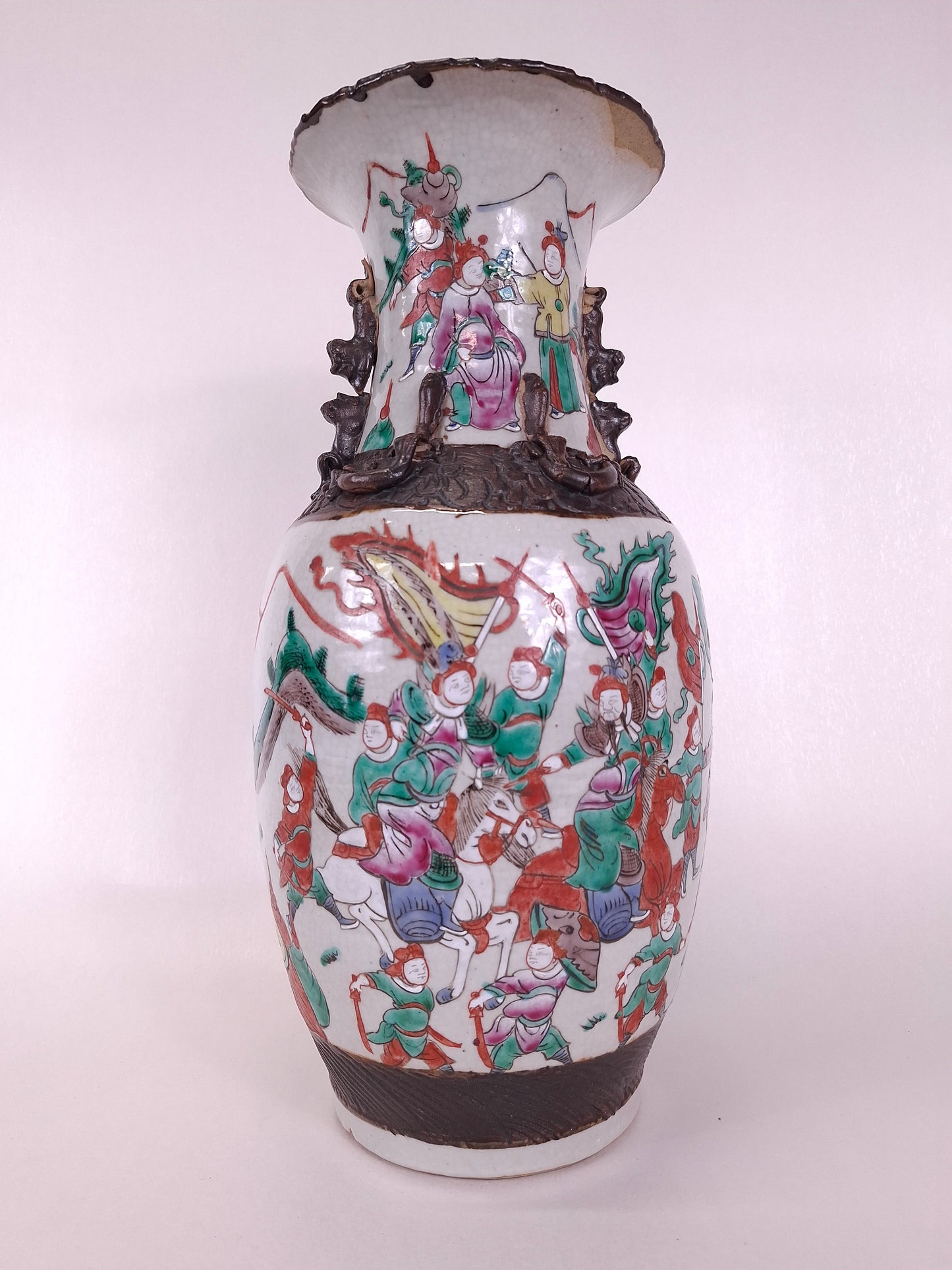 Ancien vase chinois de Nankin à décor de guerriers // Dynastie Qing - 19e siècle