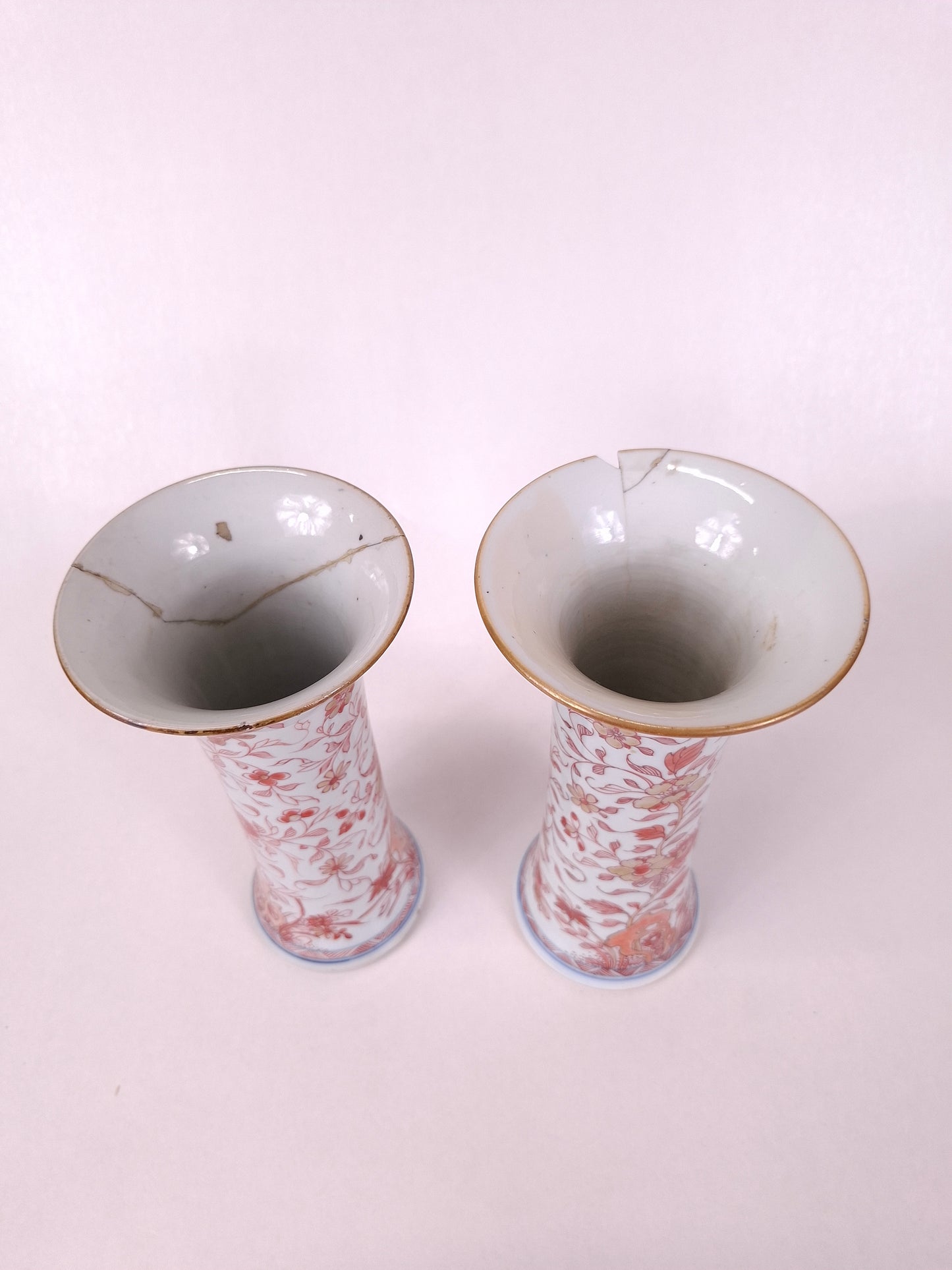 Pair Chinese iron red imari vases // Qing Dynasty - Kangxi period - 18th century