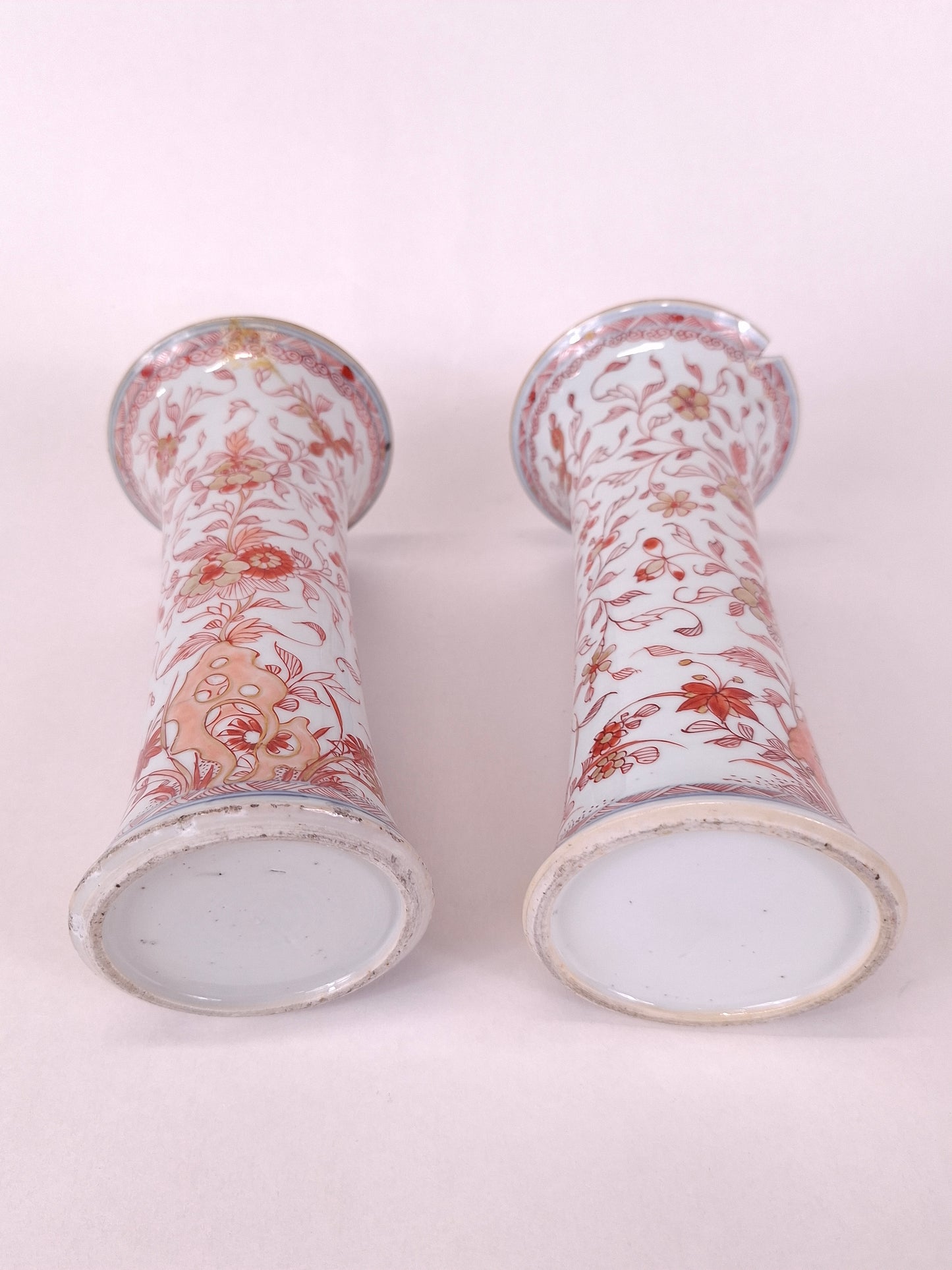 Pair Chinese iron red imari vases // Qing Dynasty - Kangxi period - 18th century