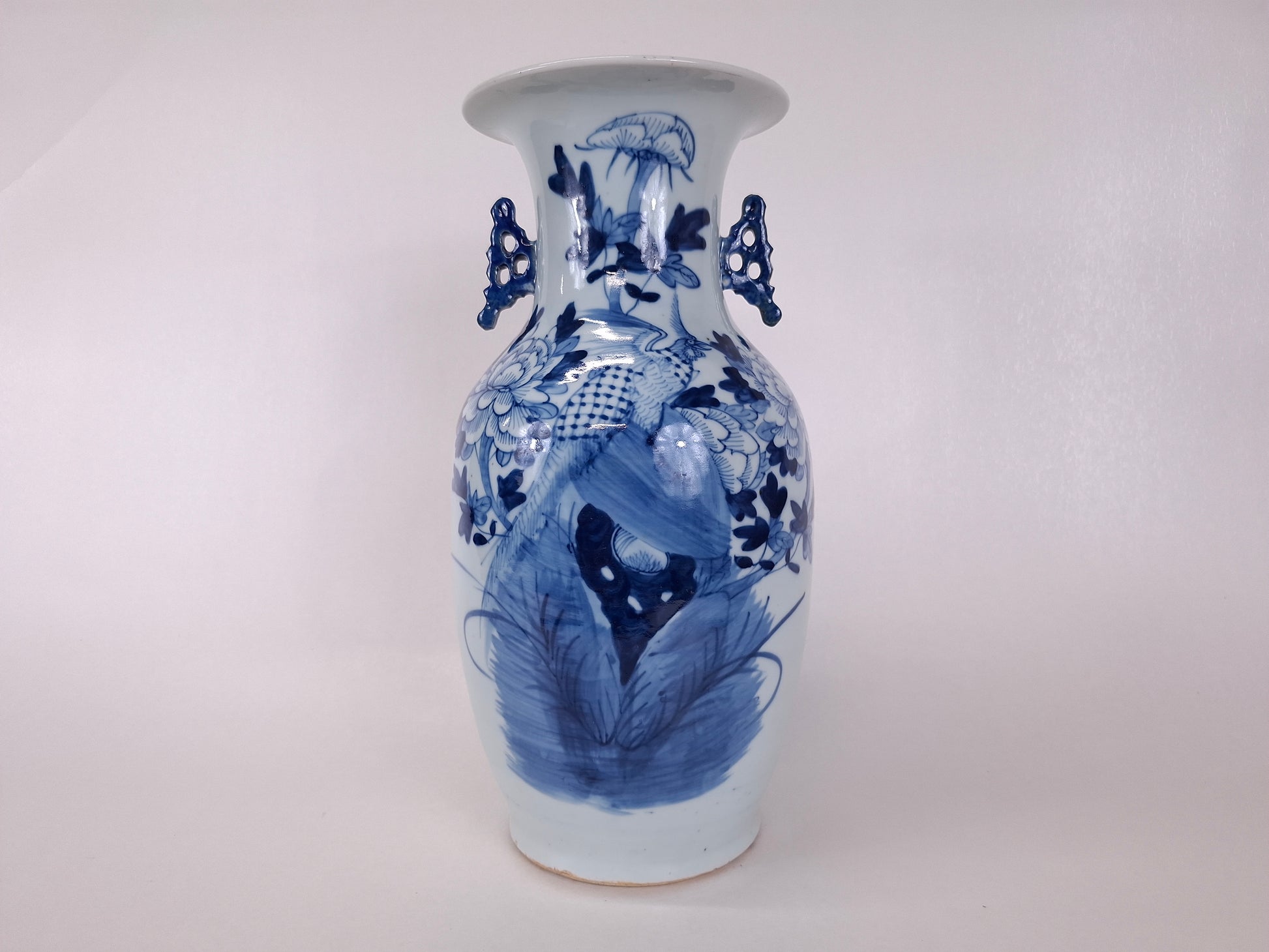 Antique chinese handmade 19th century blue and white vase depicting phoenixes 