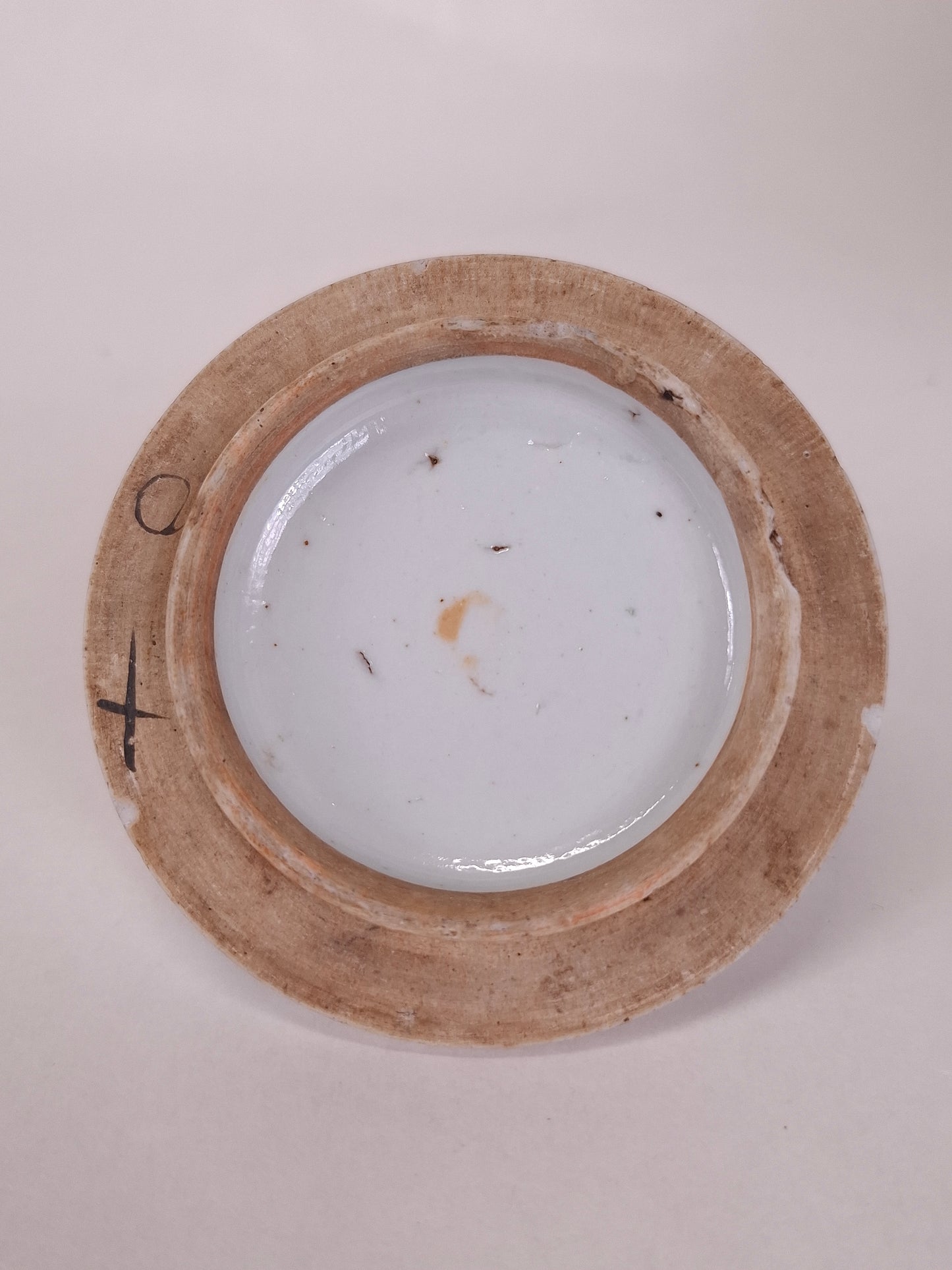 Ancien pot à gingembre chinois qianjiang cai décoré d'un oiseau et de fleurs // Dynastie Qing - 19e siècle