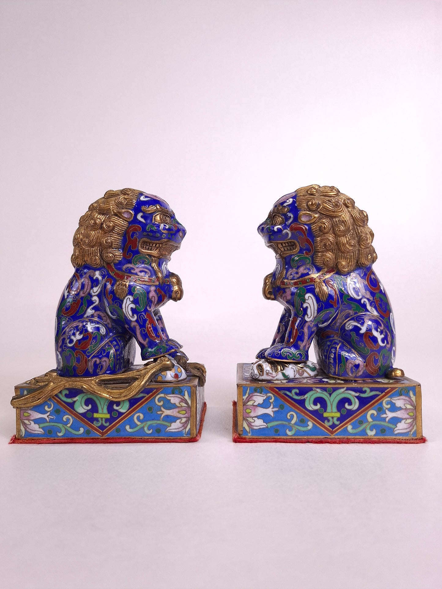 Pair of Chinese cloisonne foo dogs // Temple lions - 20th century