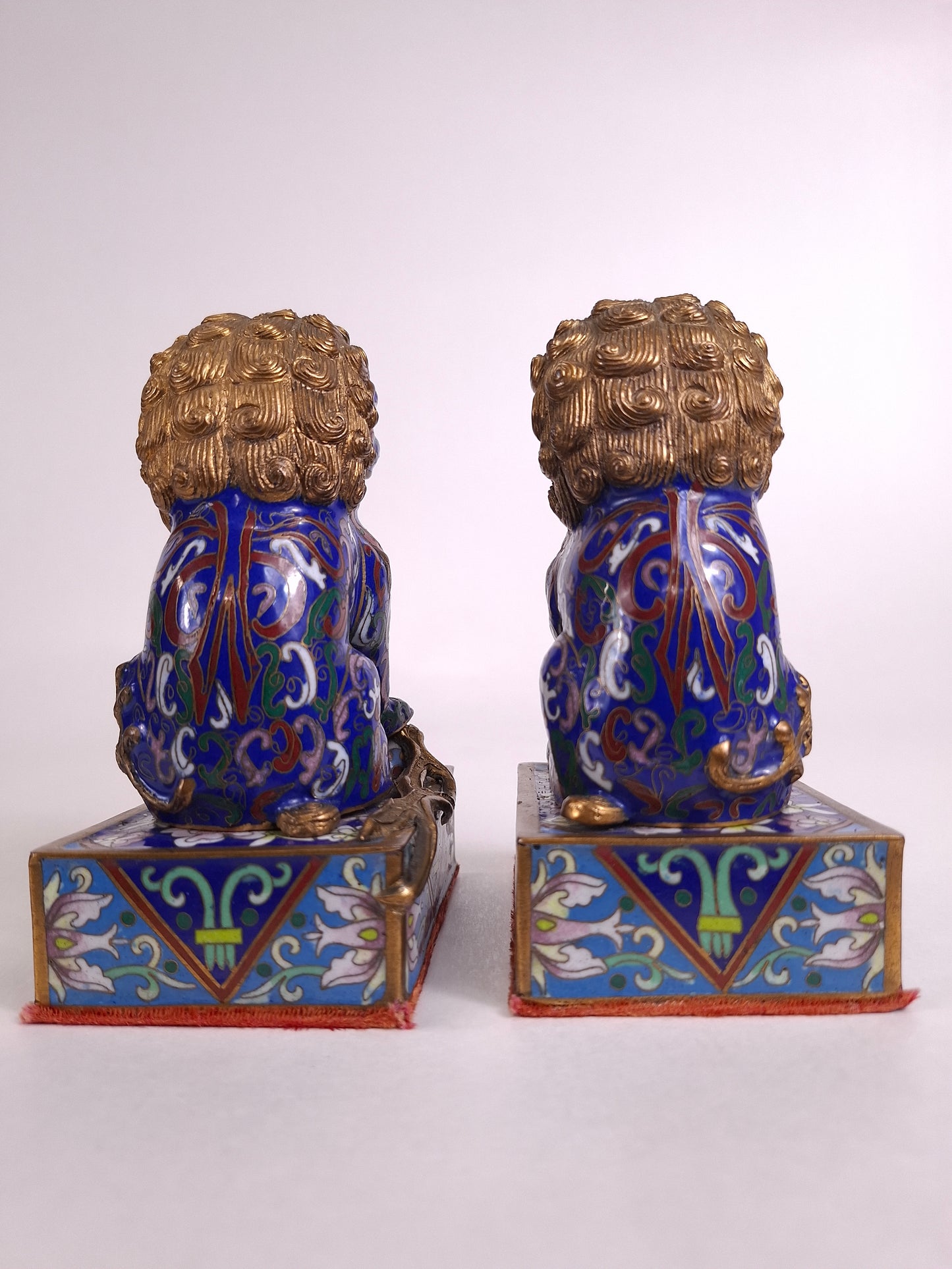 Pair of Chinese cloisonne foo dogs // Temple lions - 20th century