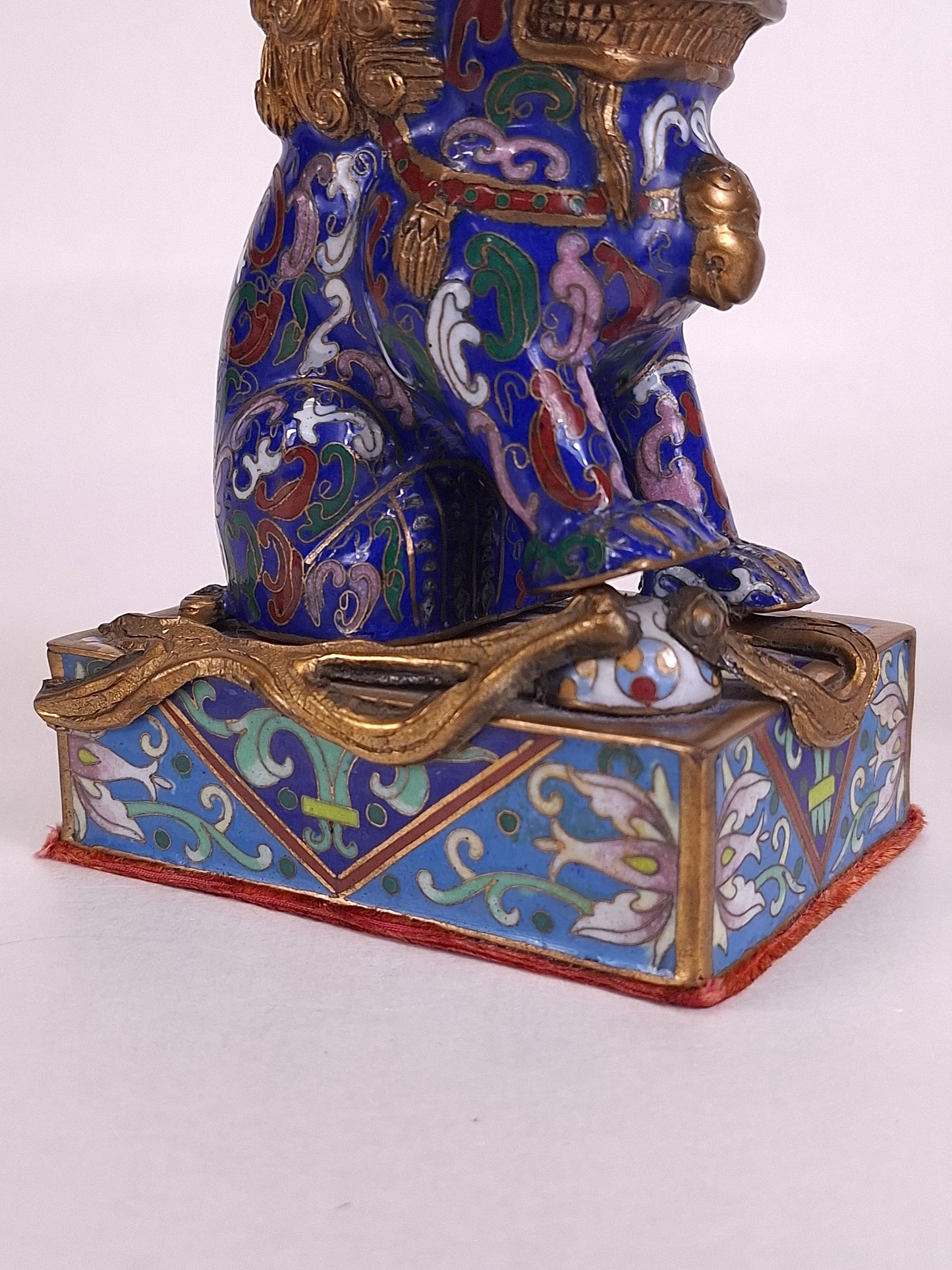 Pair of Chinese cloisonne foo dogs // Temple lions - 20th century