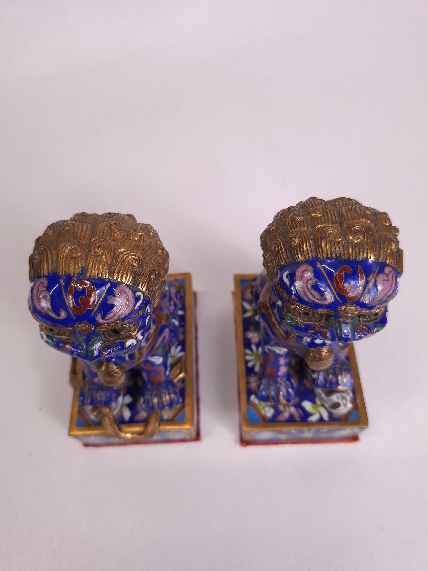 Pair of Chinese cloisonne foo dogs // Temple lions - 20th century