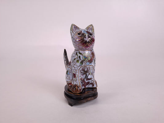 Vintage Chinese cat figurine decorated with flowers // 20th century