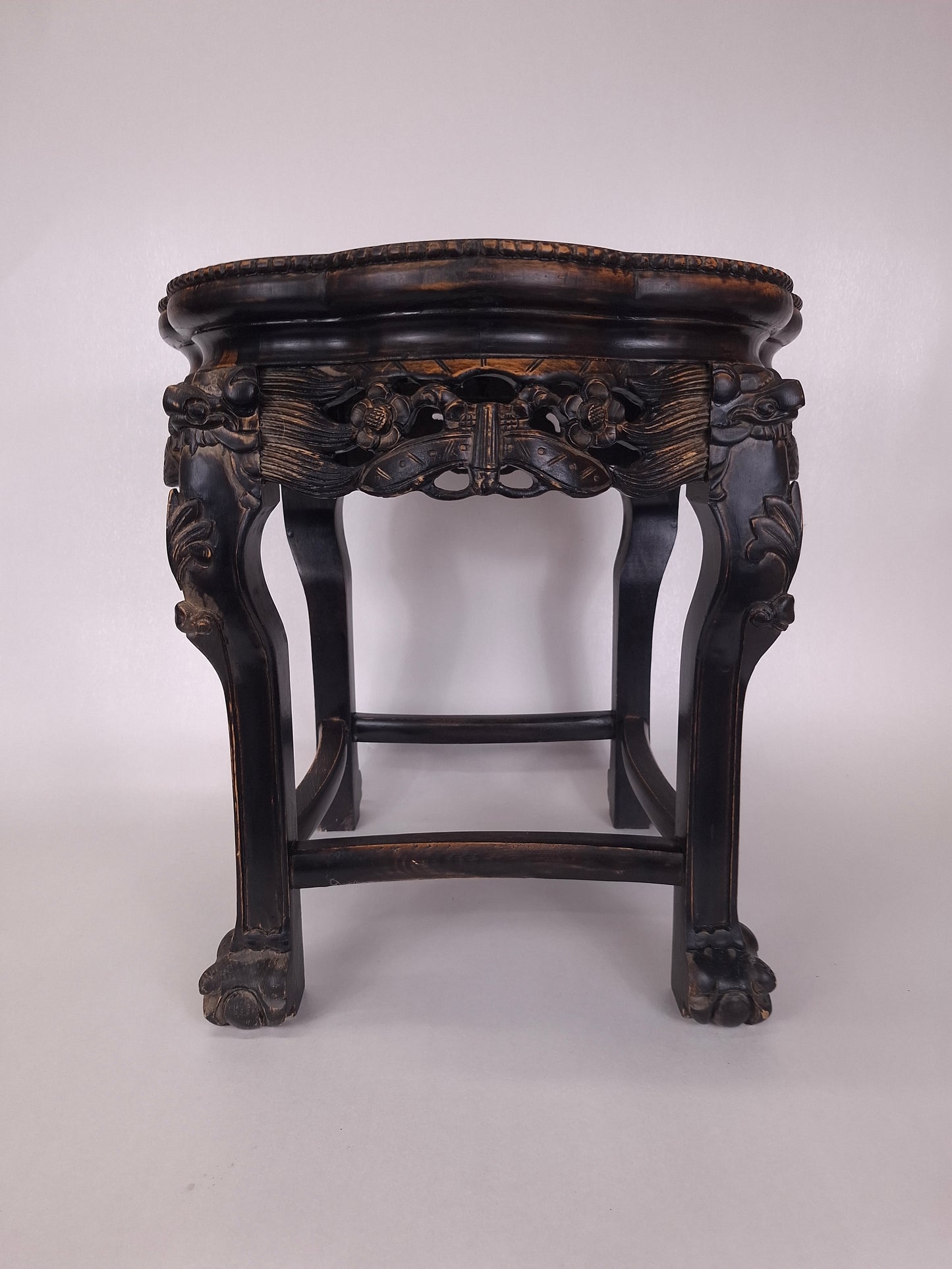 Chinese wooden side table with marble top // Mid 20th century