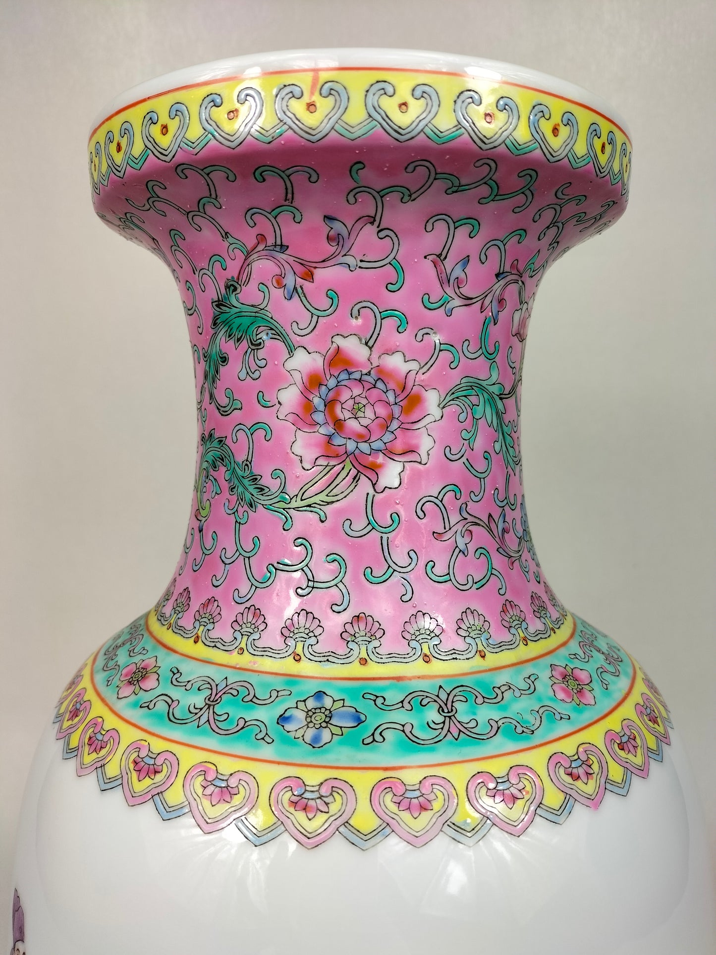 Vaso da família rosa chinesa decorado com 8 imortais // Jingdezhen - século XX