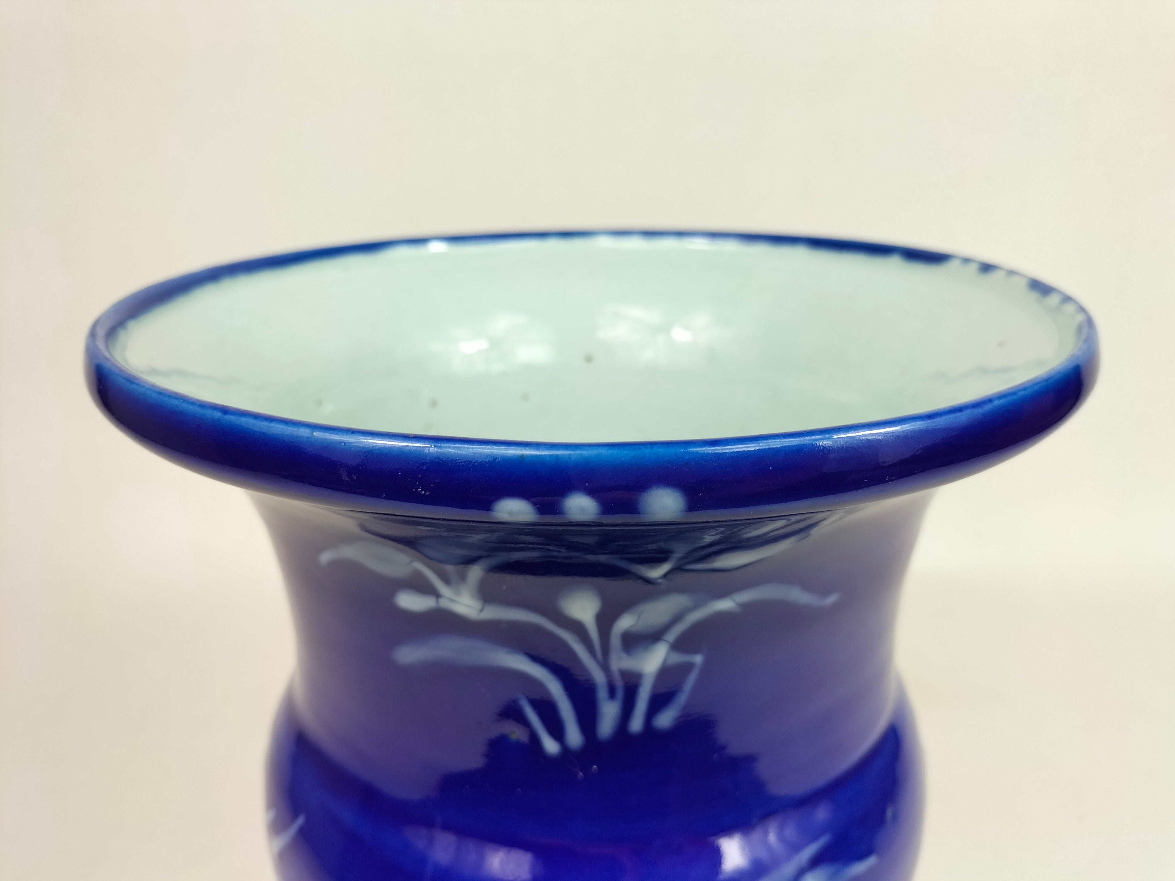 古董中国粉蓝色觚花瓶//清朝- 19 世纪– Diddenantiques