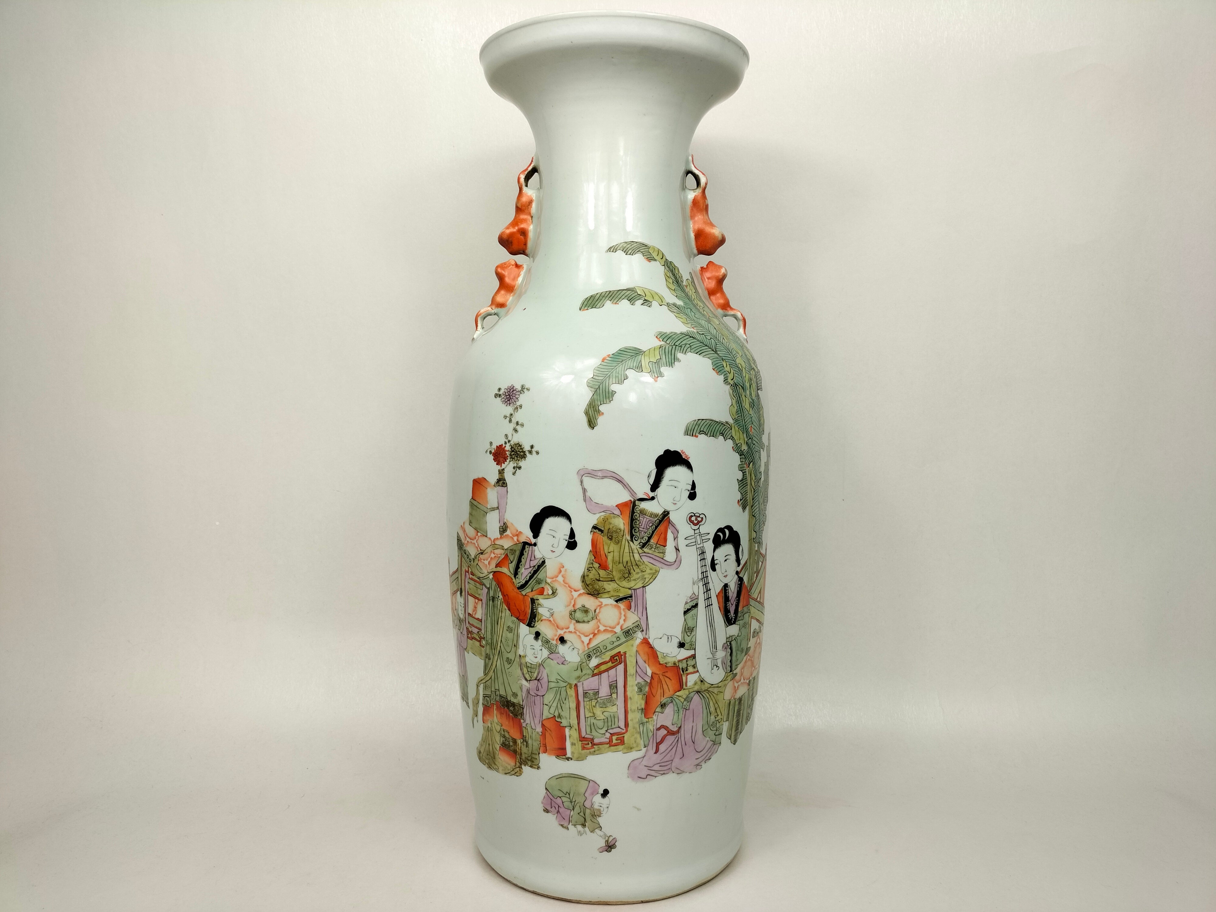 大型中国彩绘花瓶，饰有花园场景// 20 世纪– Diddenantiques