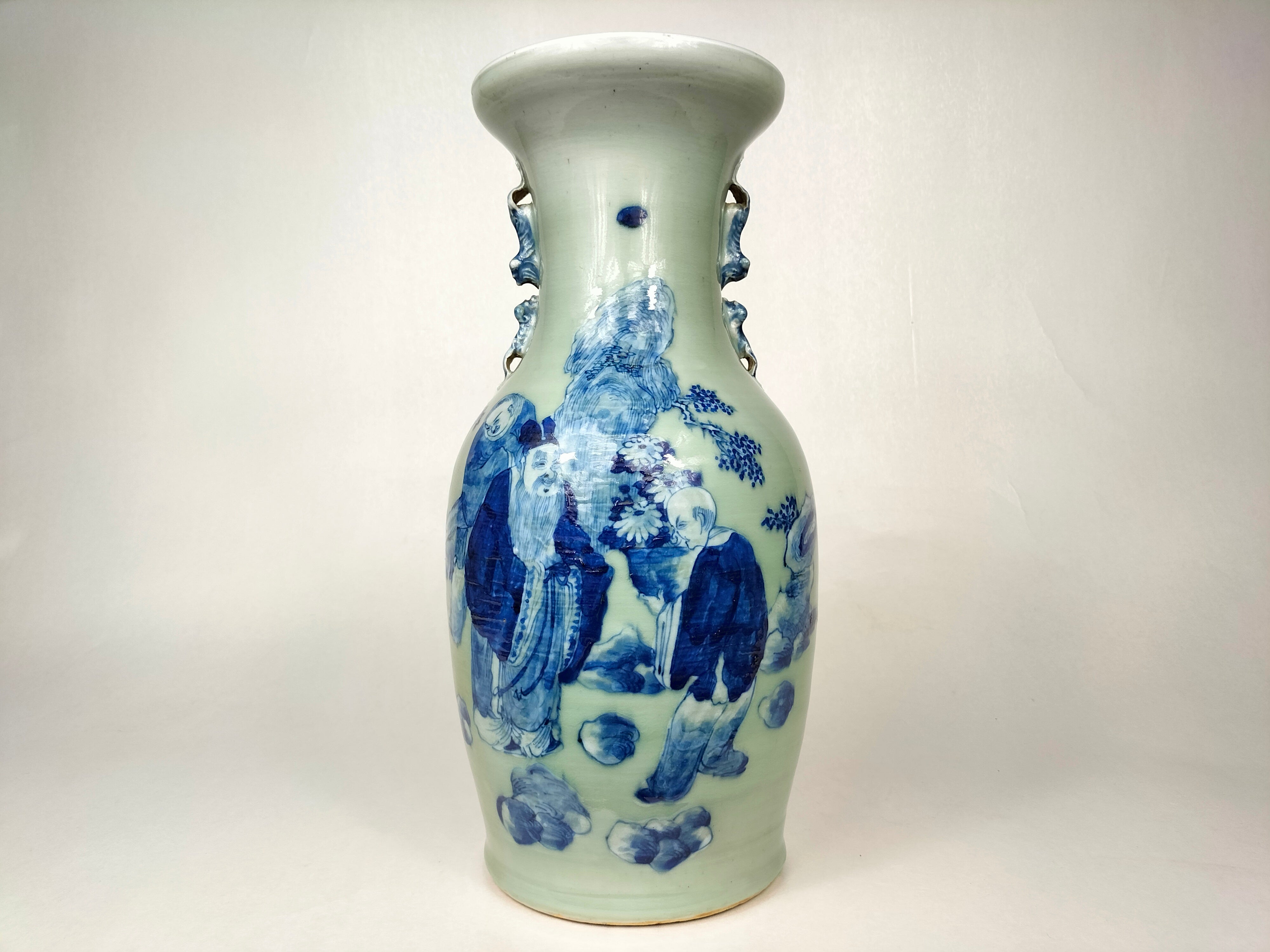 古色古香的中国瓷器花瓶装饰有圣人// 清朝- 19 世纪– Diddenantiques