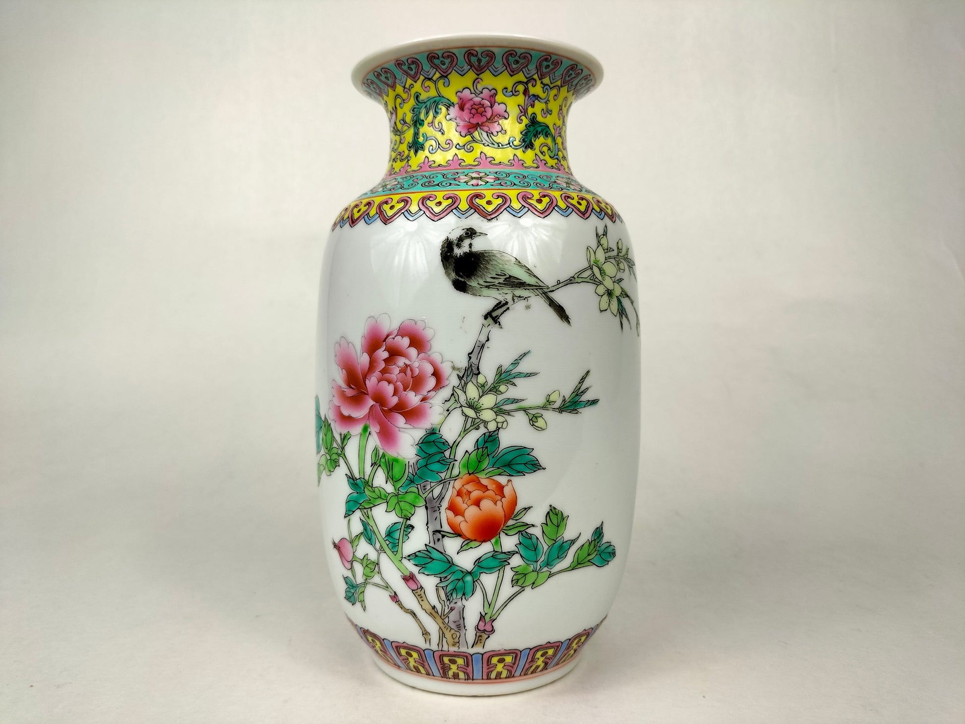 A large yellow-ground famille-rose 'Dayazhai' 'birds and flowers' bowl A large yellow-ground famille-rose 'Dayazhai' 'birds and flowers' bowl