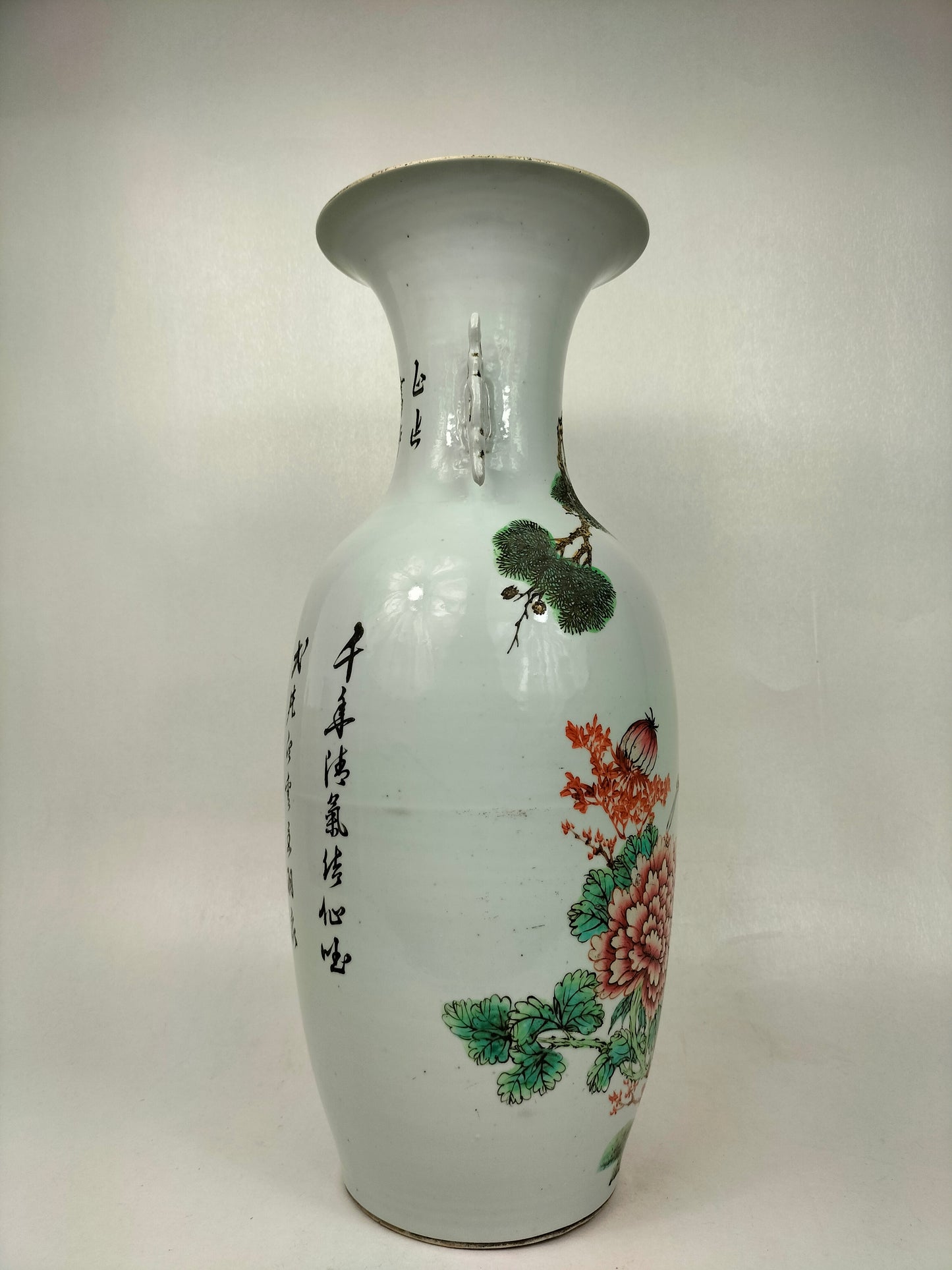 大型古董中国花瓶，饰有仙鹤和花朵//民国时期（1912-1949）