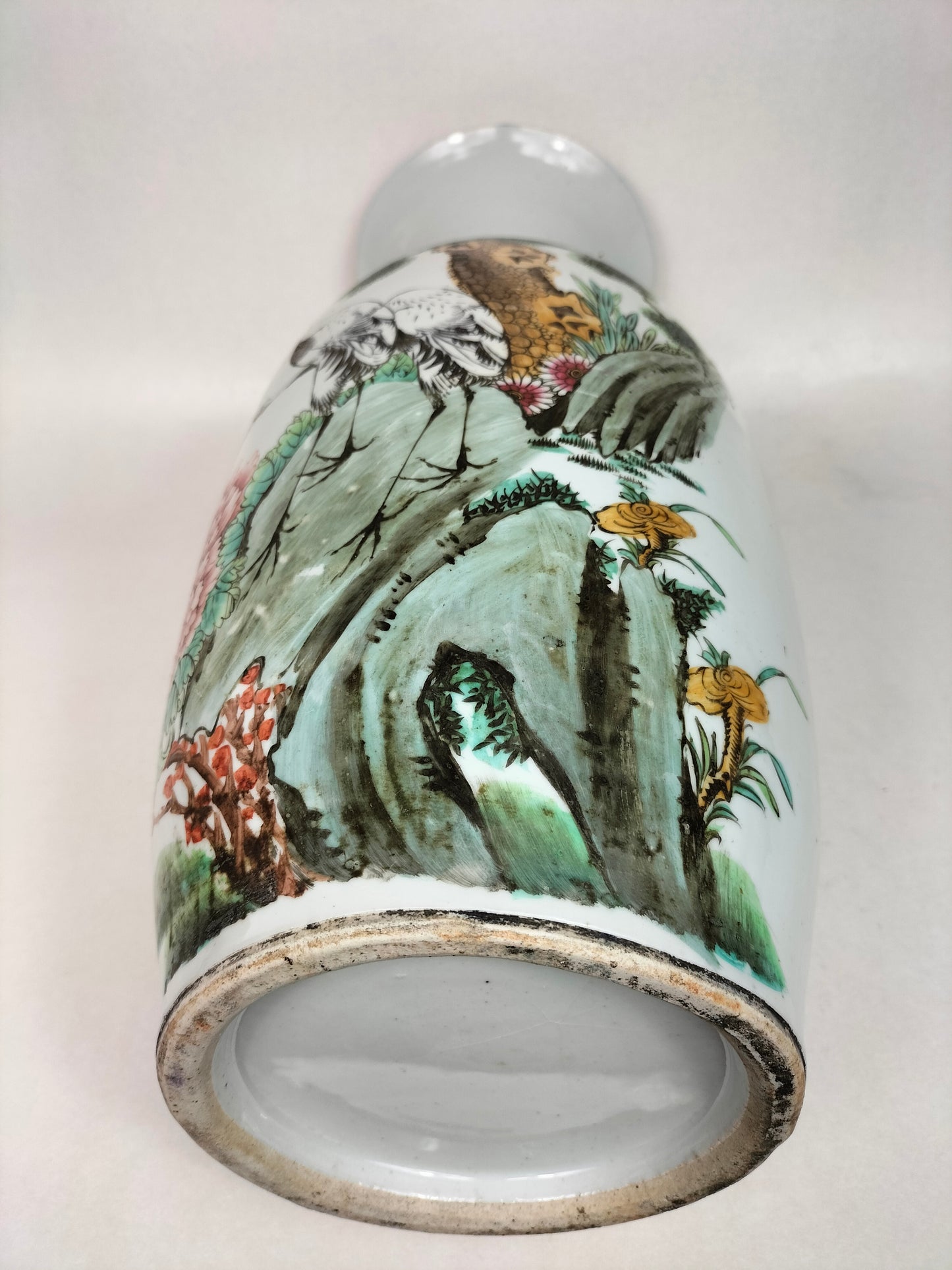 大型古董中国花瓶，饰有仙鹤和花朵//民国时期（1912-1949）