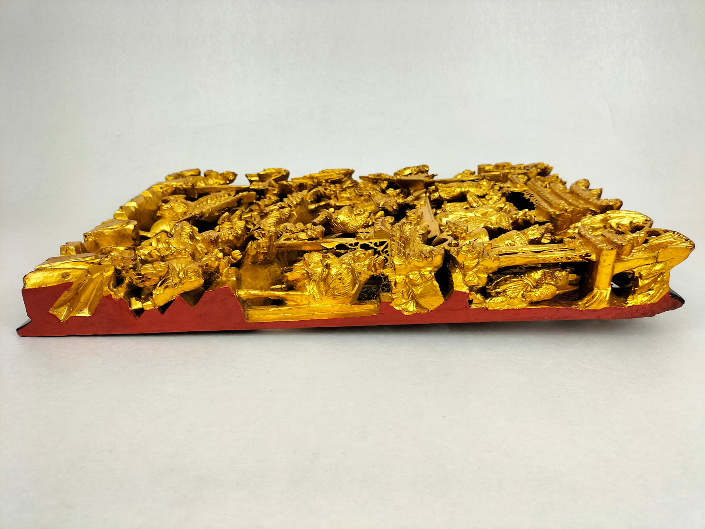 古董中国木雕面板，带有帝国场景和武士//民国时期（1912-1949）