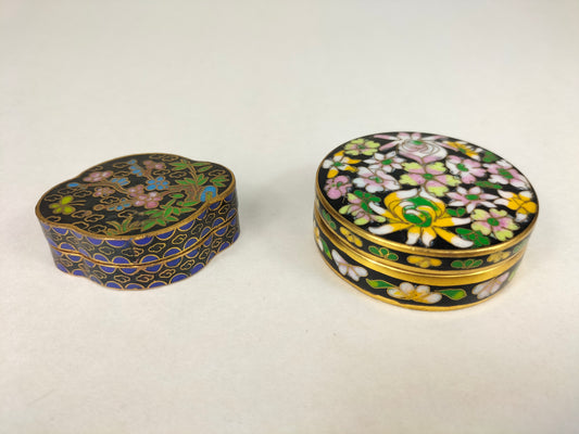 set of Chinese cloisonne lidded boxes decorated with flowers