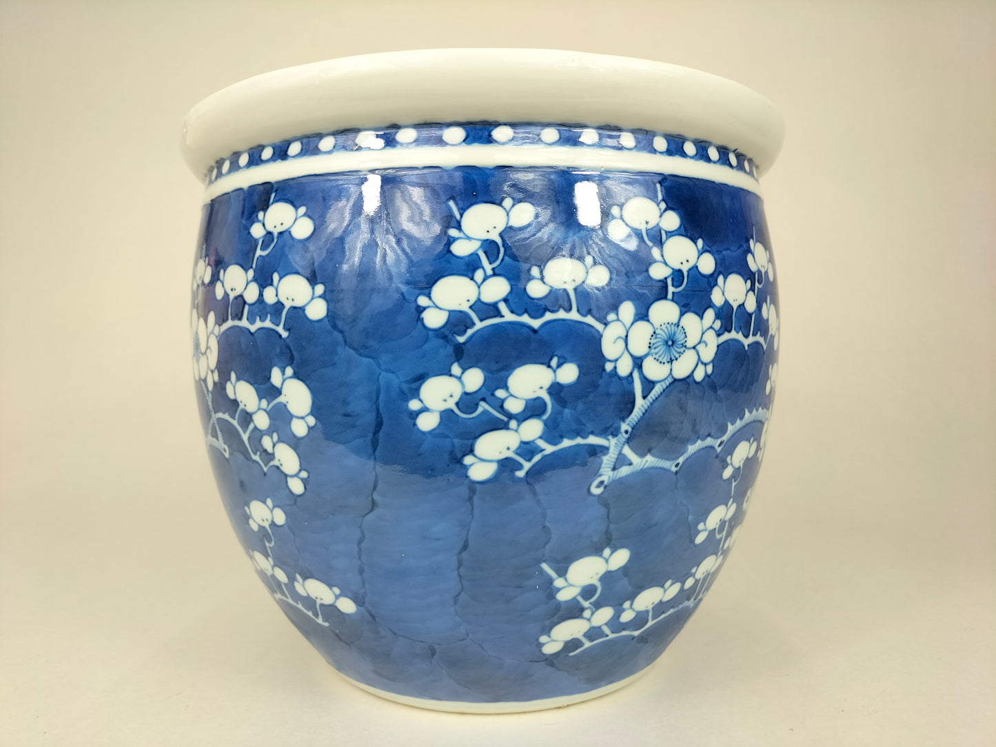 Antigo vaso chinês de prunus // Dinastia Qing - Final do século XIX/Início do século XX