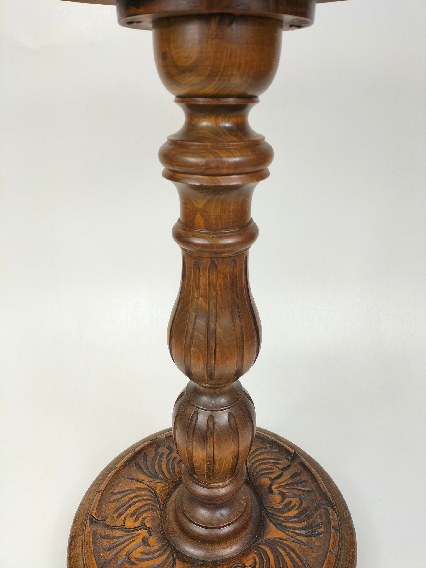 Giá đỡ cây bằng gỗ thủ công cổ điển được trang trí bằng hoa // Bỉ - Giữa thế kỷ 20