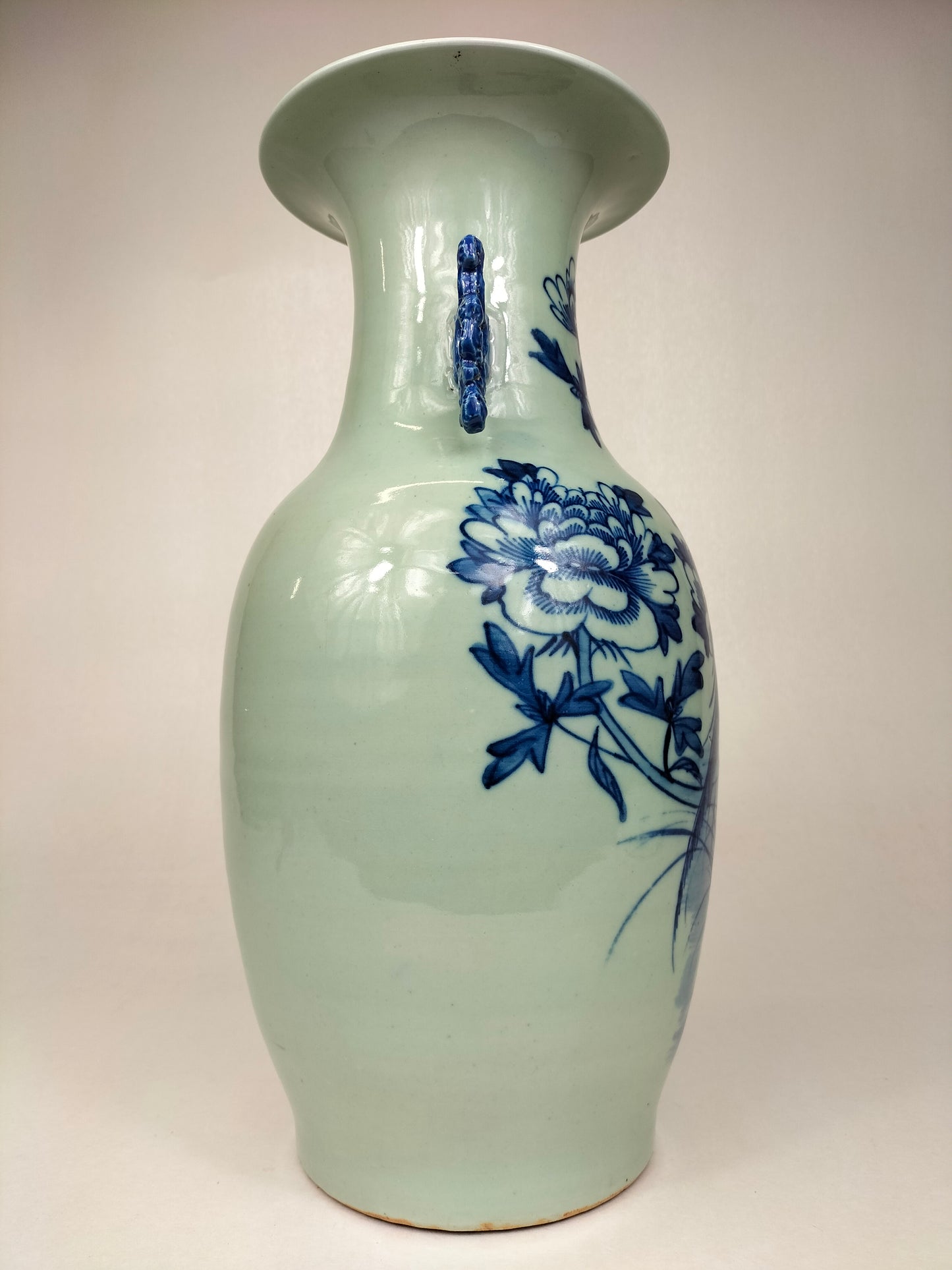 Vase chinois ancien à décor d'oiseau et de fleurs // Dynastie Qing - 19ème siècle