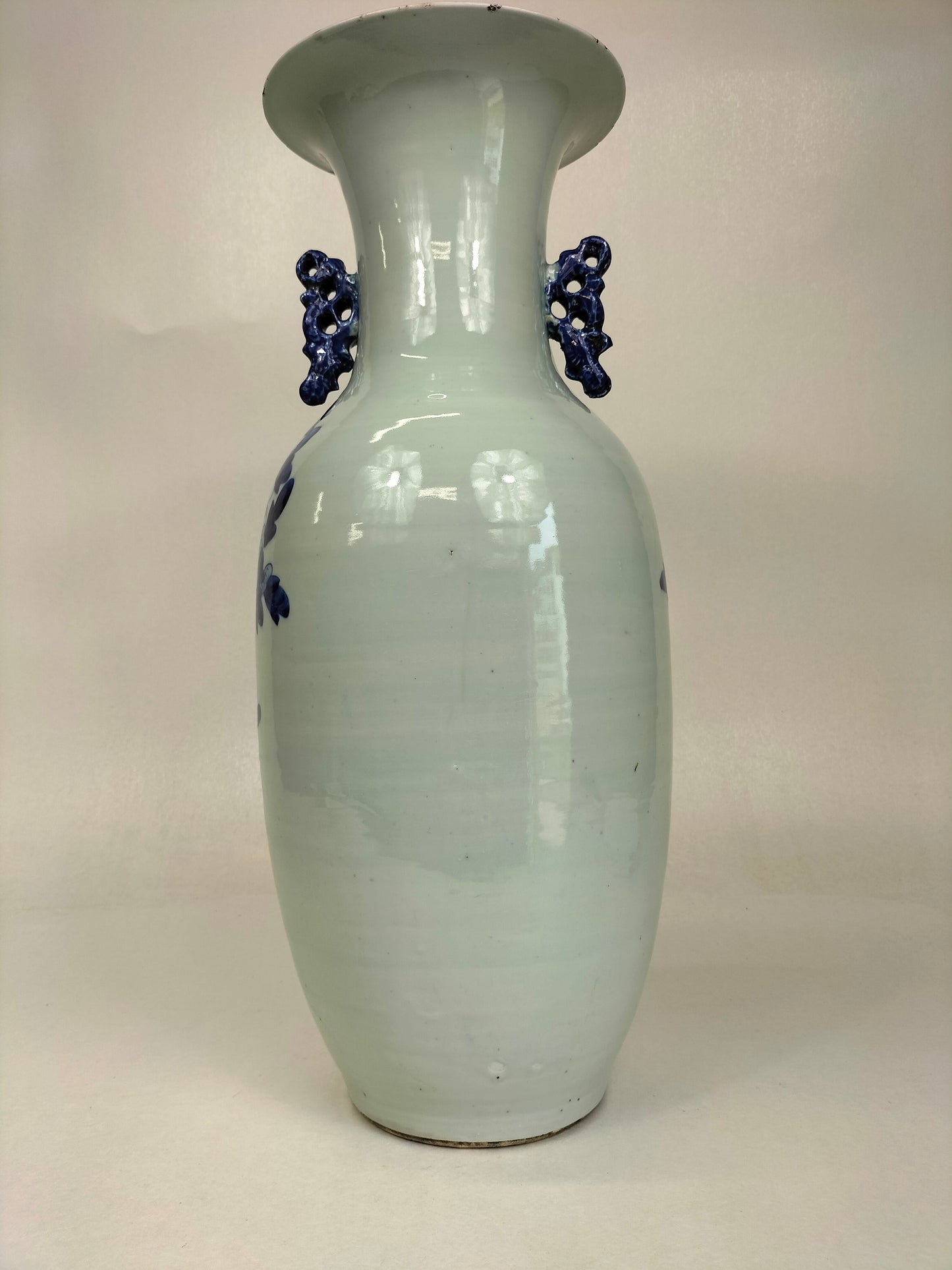 Large antique Chinese vase decorated with birds and flowers // Blue and white - Qing Dynasty - 19th century