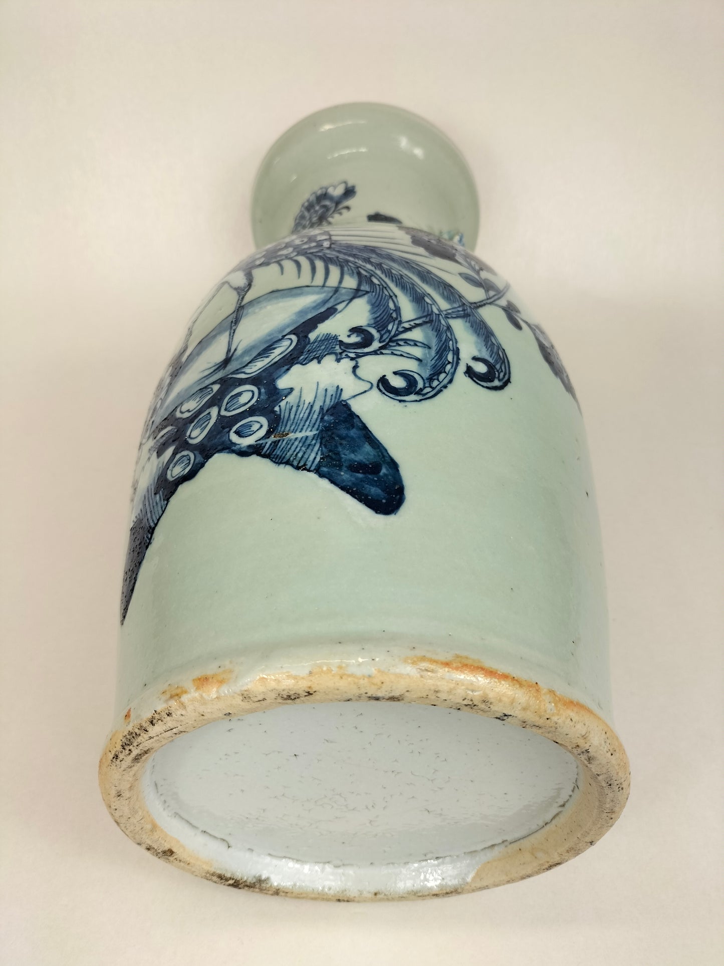 Antique Chinese celadon vase with phoenix and flowers // Qing Dynasty - 19th century