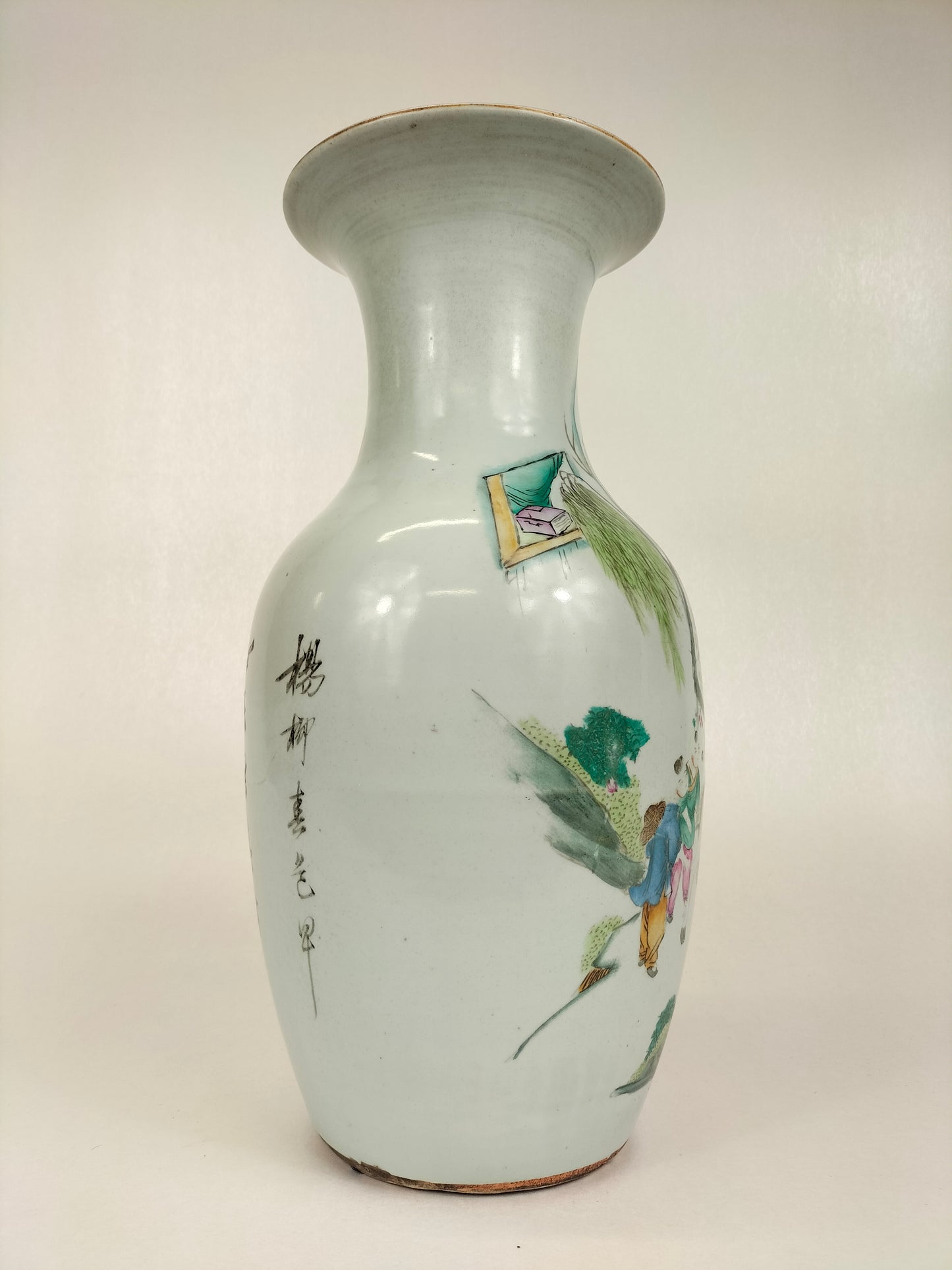 Vase chinois ancien à décor d'enfants avec un buffle d'eau // Epoque républicaine (1912-1949)