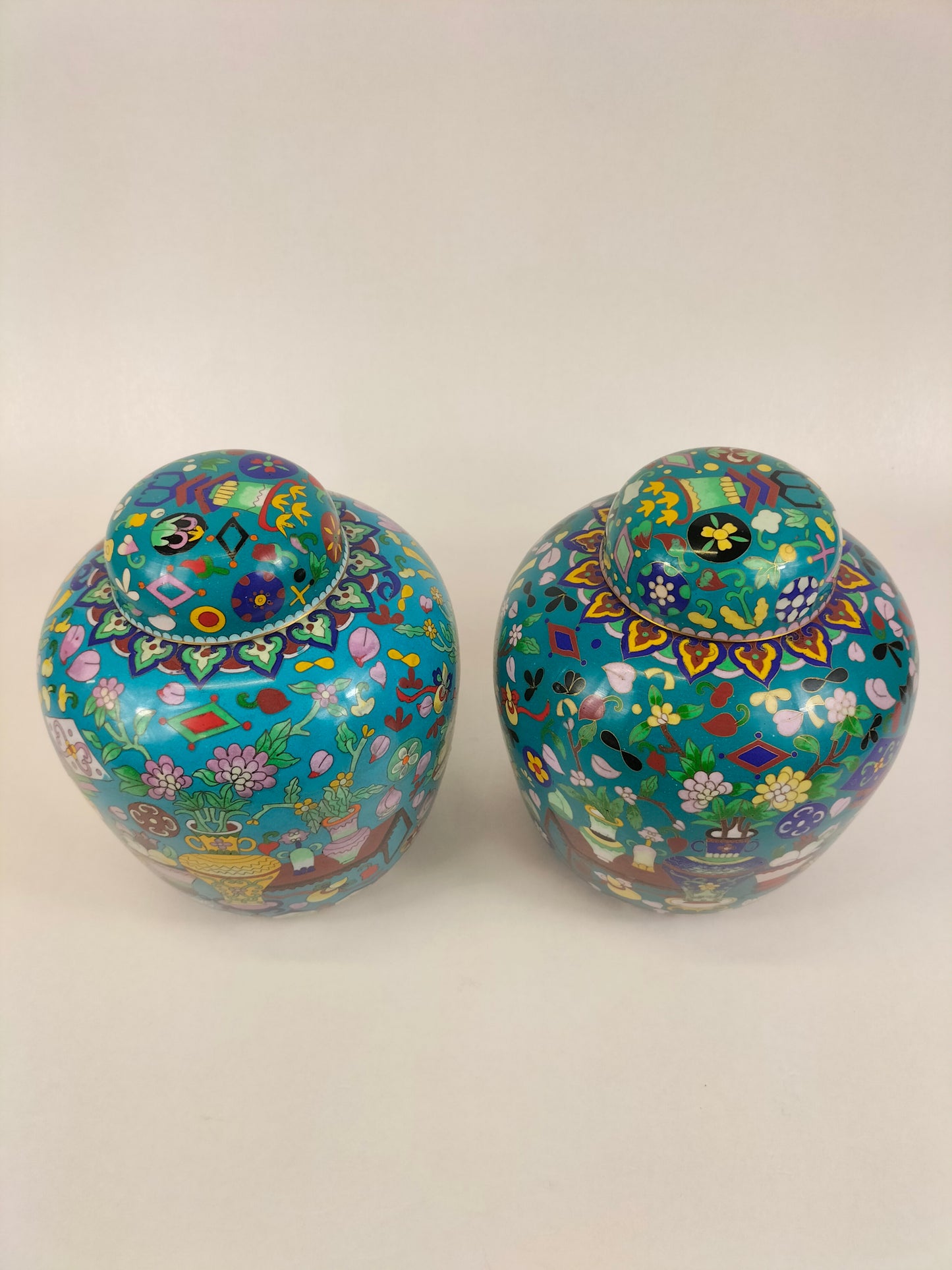 Set of 2 Chinese cloisonne ginger jars decorated in antique treasures // 20th century