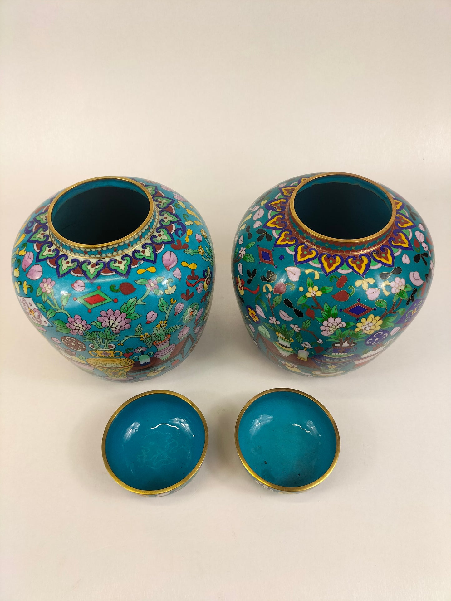 Set of 2 Chinese cloisonne ginger jars decorated in antique treasures // 20th century