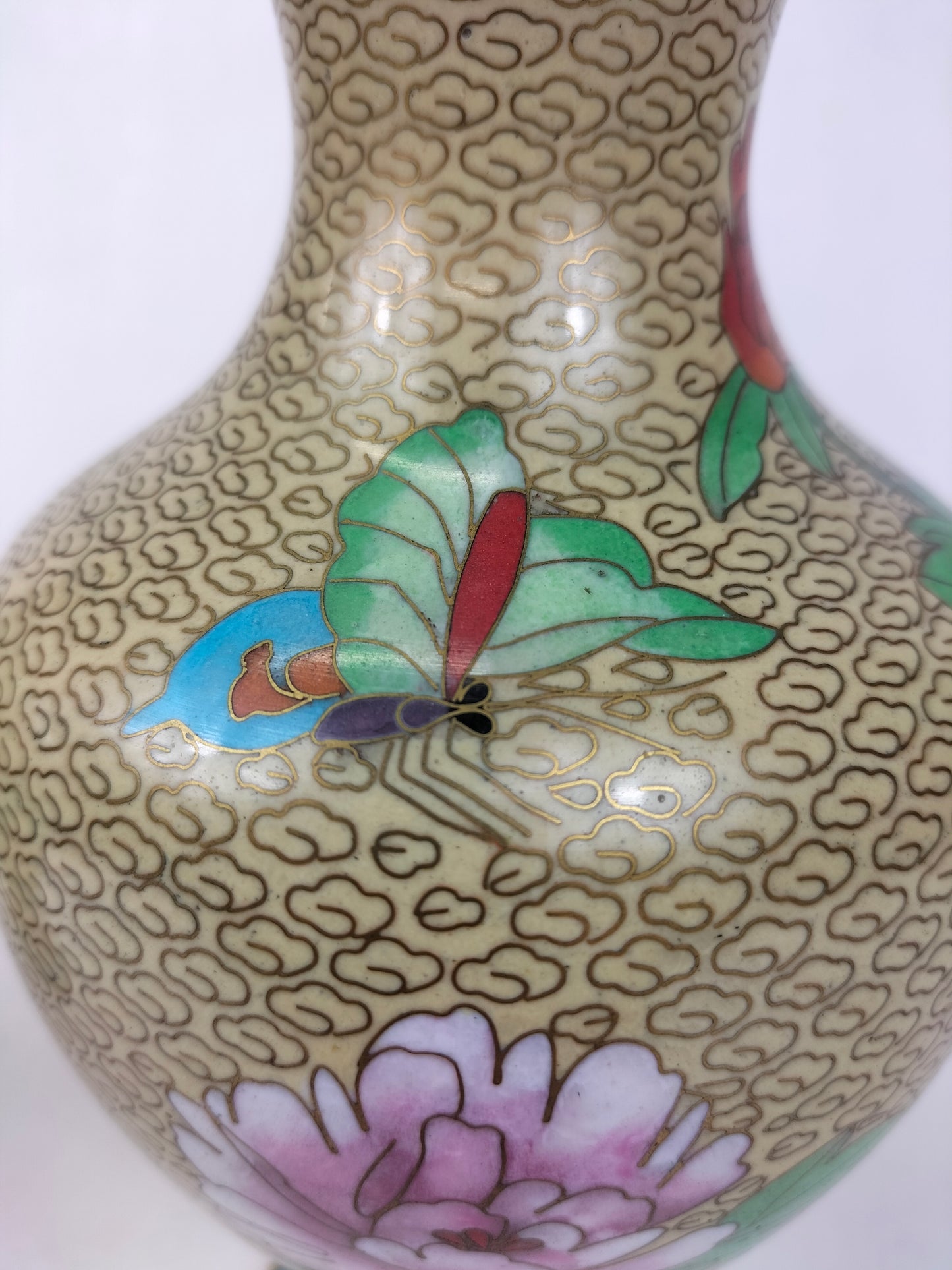 Cặp bình sứ cloisonné Trung Quốc trang trí hoa // Thế kỷ 20